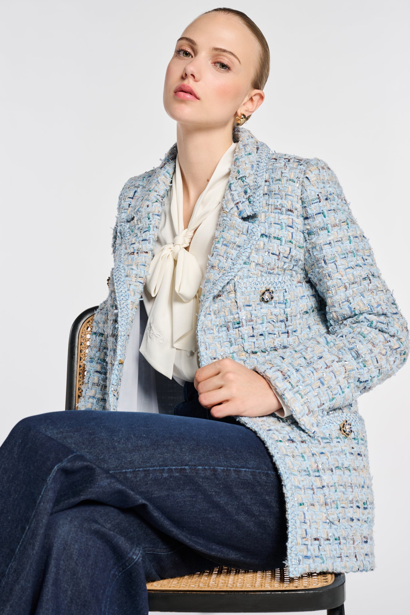 Blazer en tweed pastel galonné