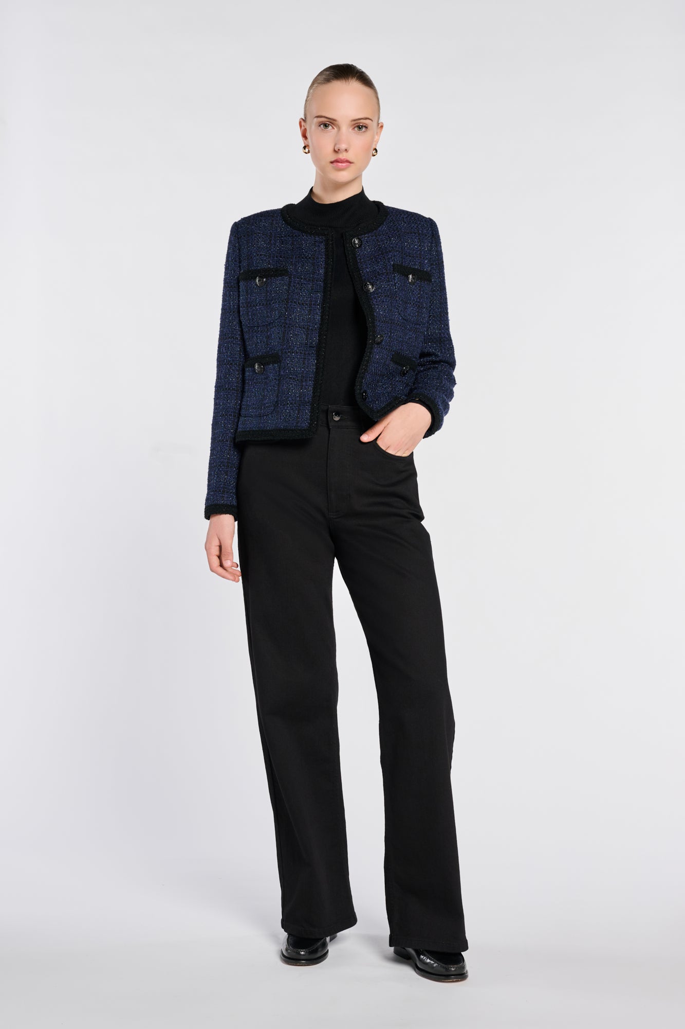Tweed jacket with trim