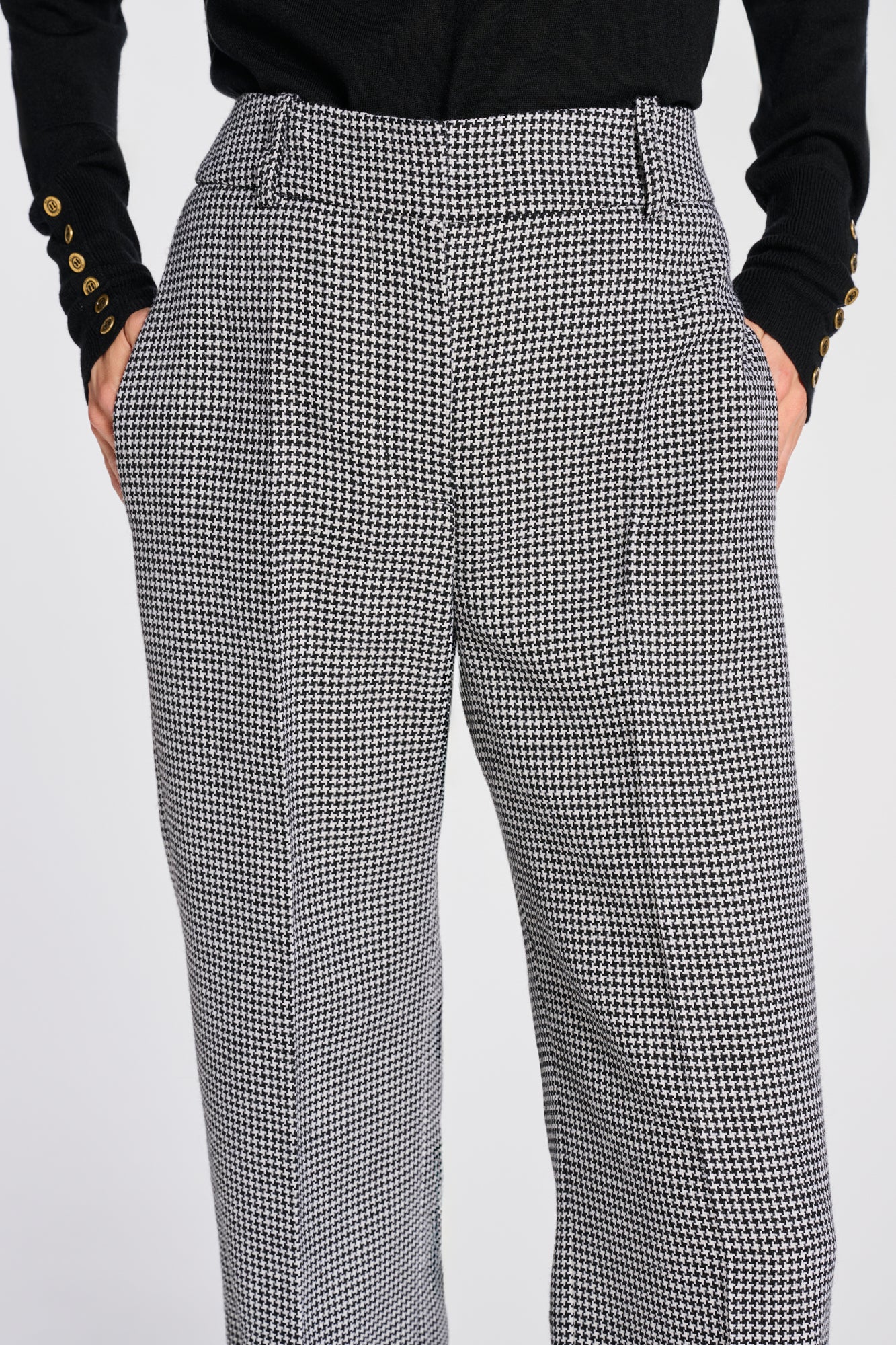 Wide-leg houndstooth trousers