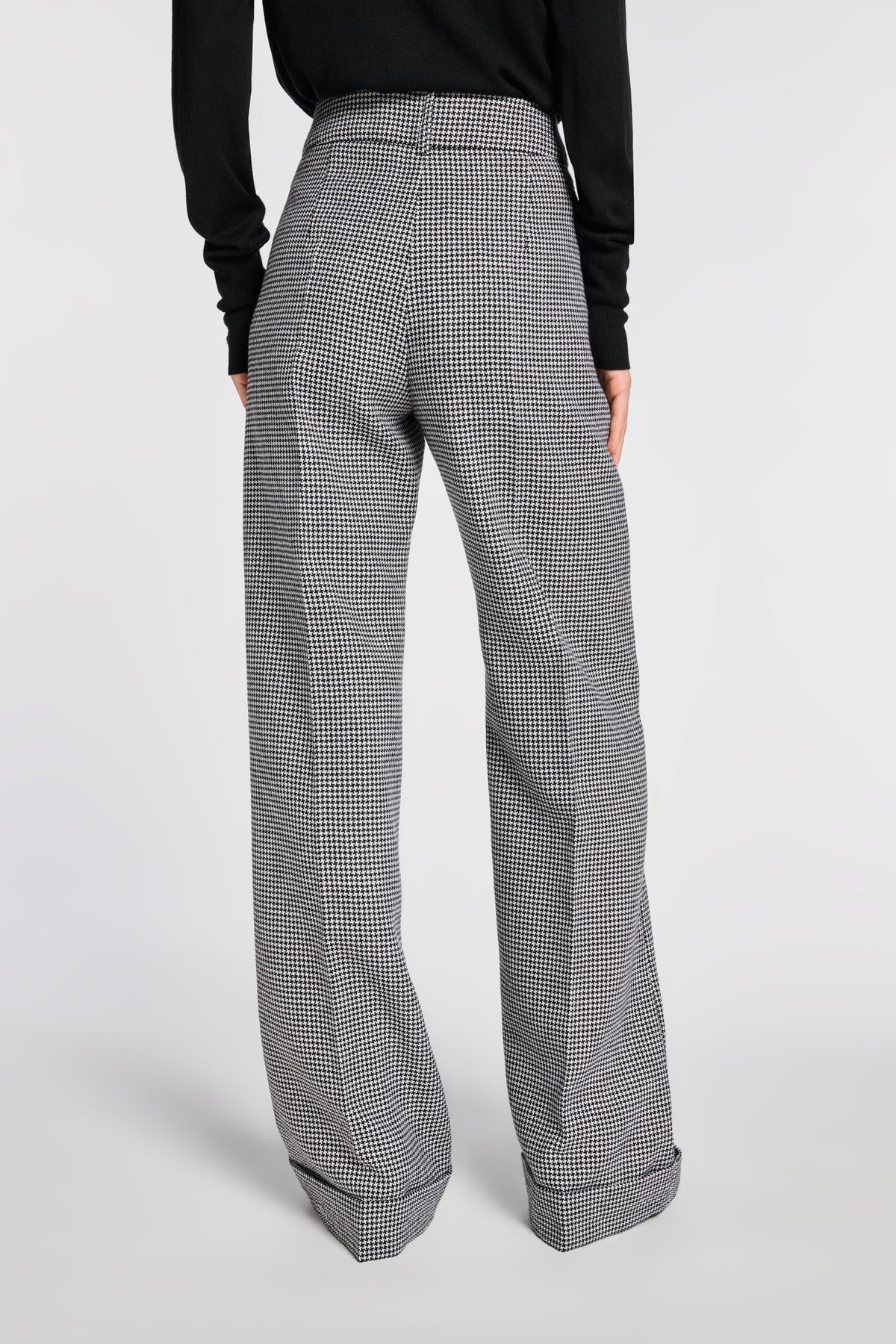 Wide-leg houndstooth trousers