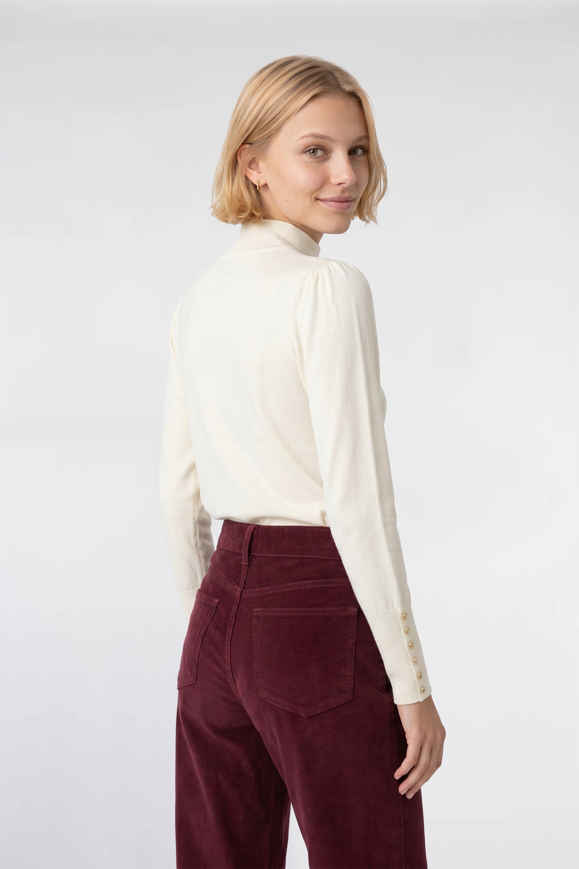 Wide-leg velvet trousers