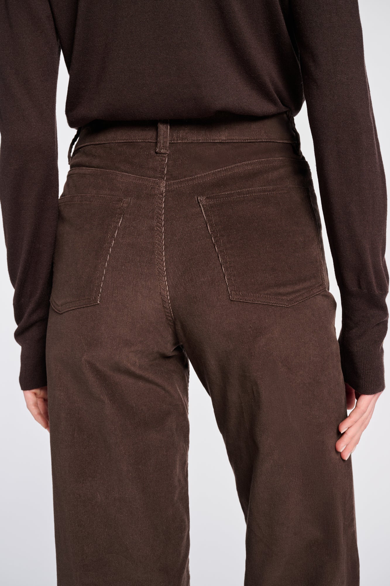 Wide-leg velvet trousers