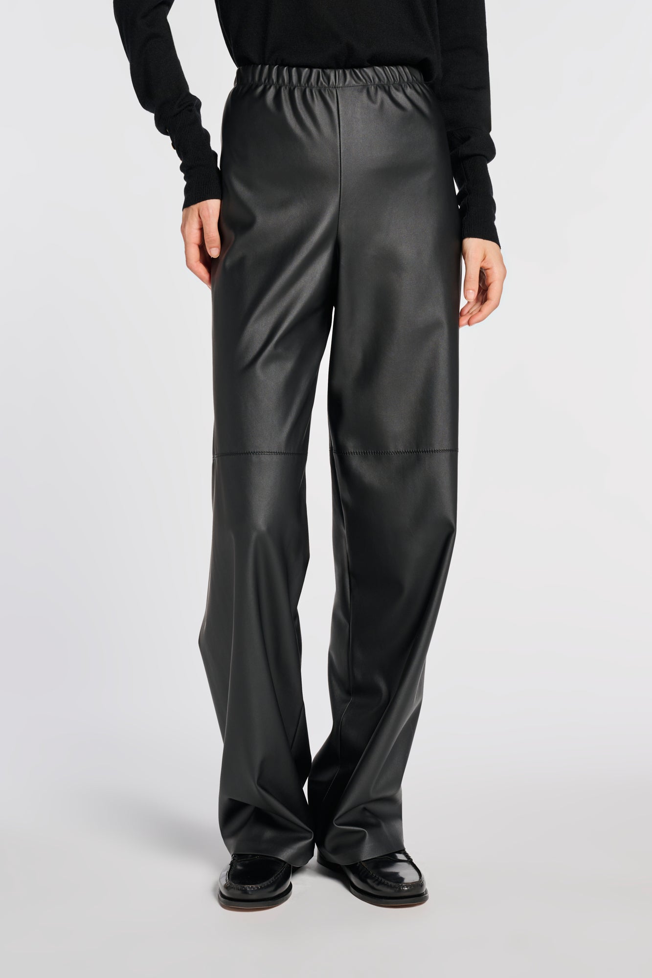 Pantalon large en éco-cuir