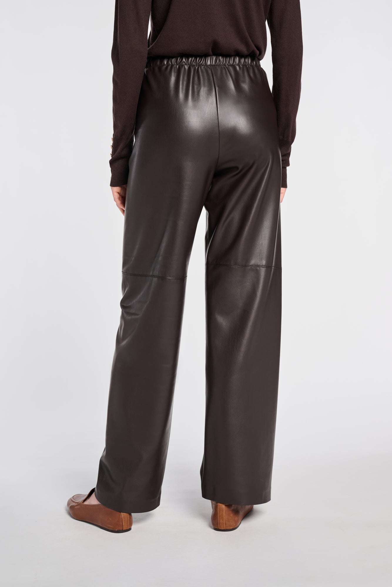 Pantalon large en éco-cuir