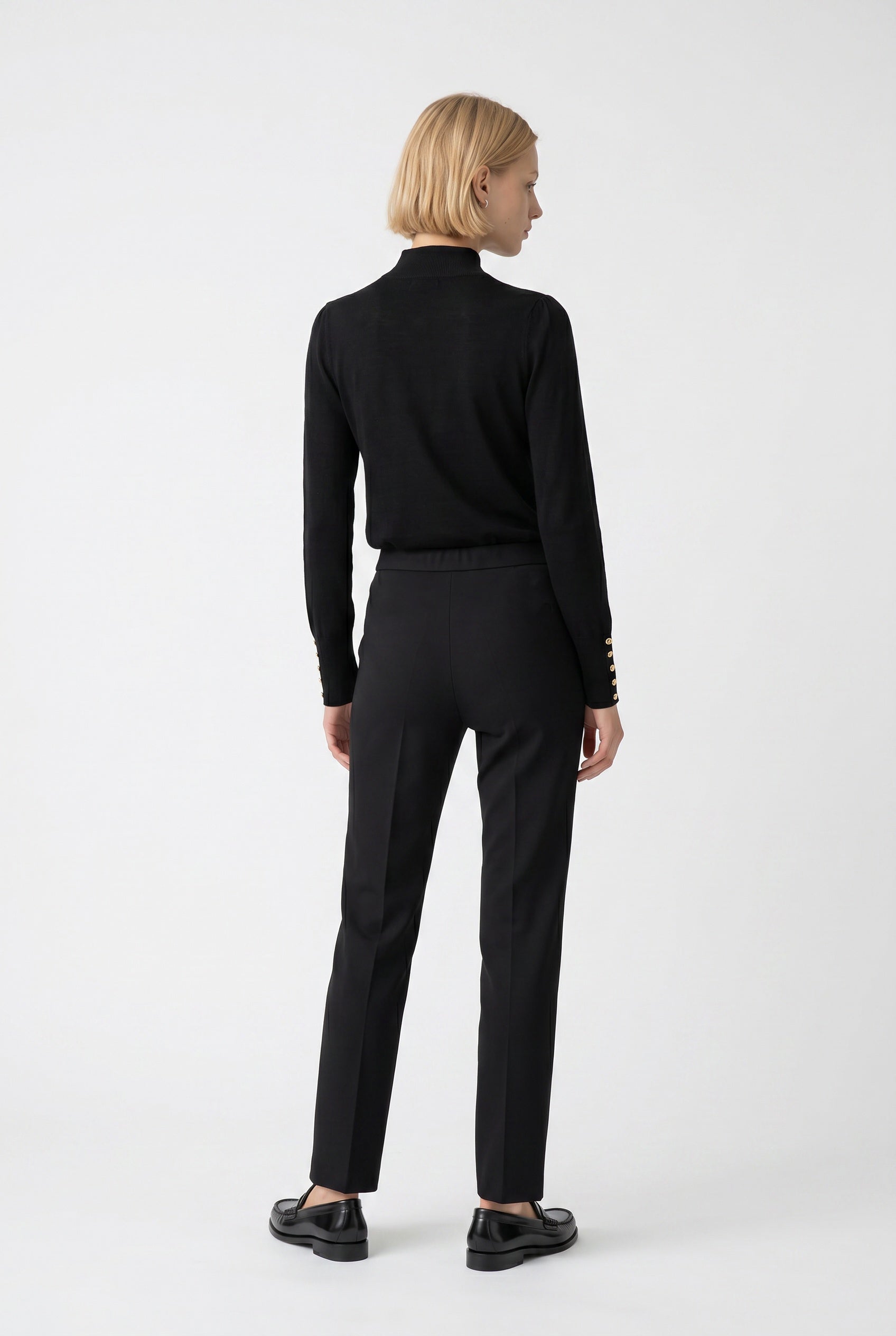 Pleated trousers