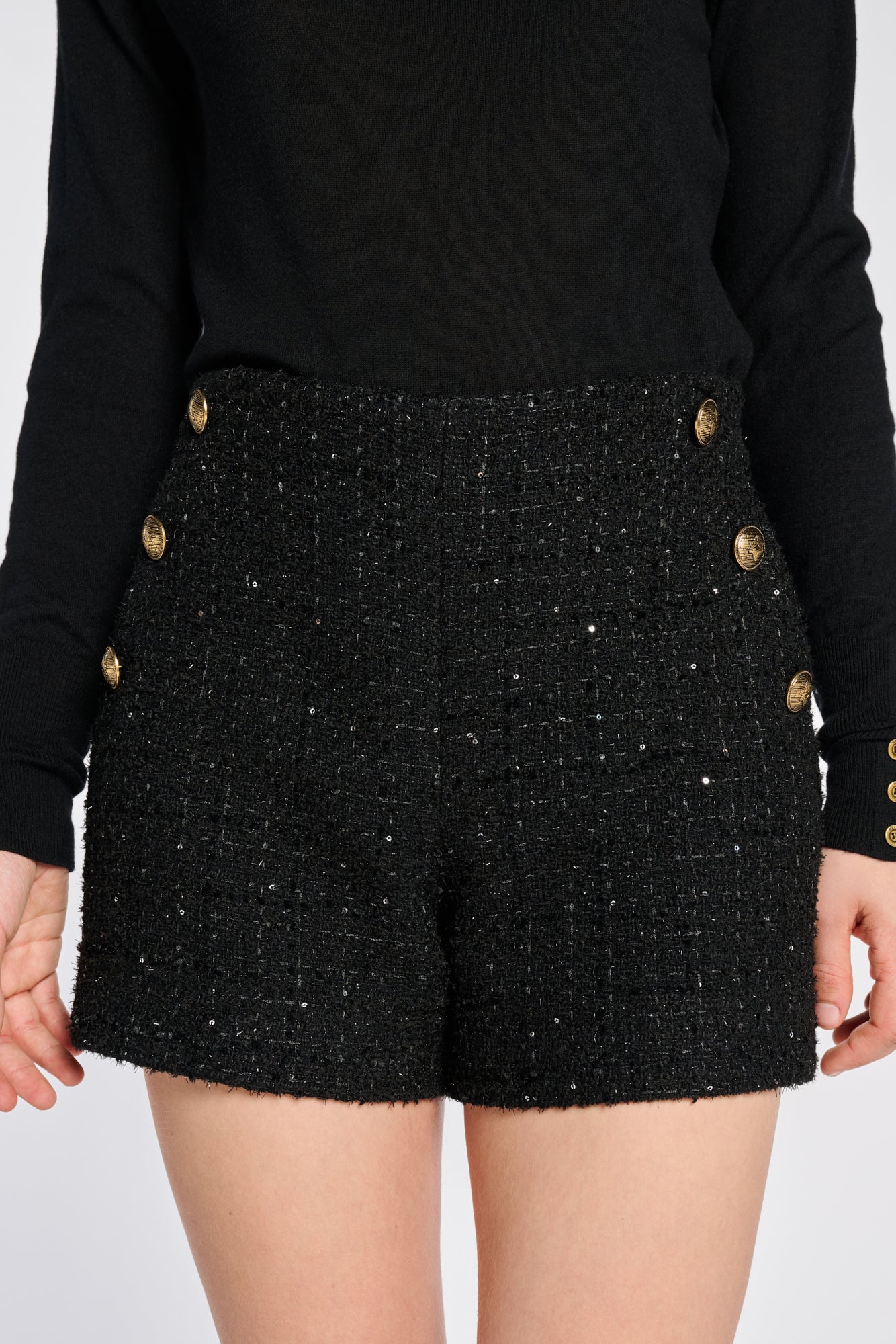 Short en tweed à sequins