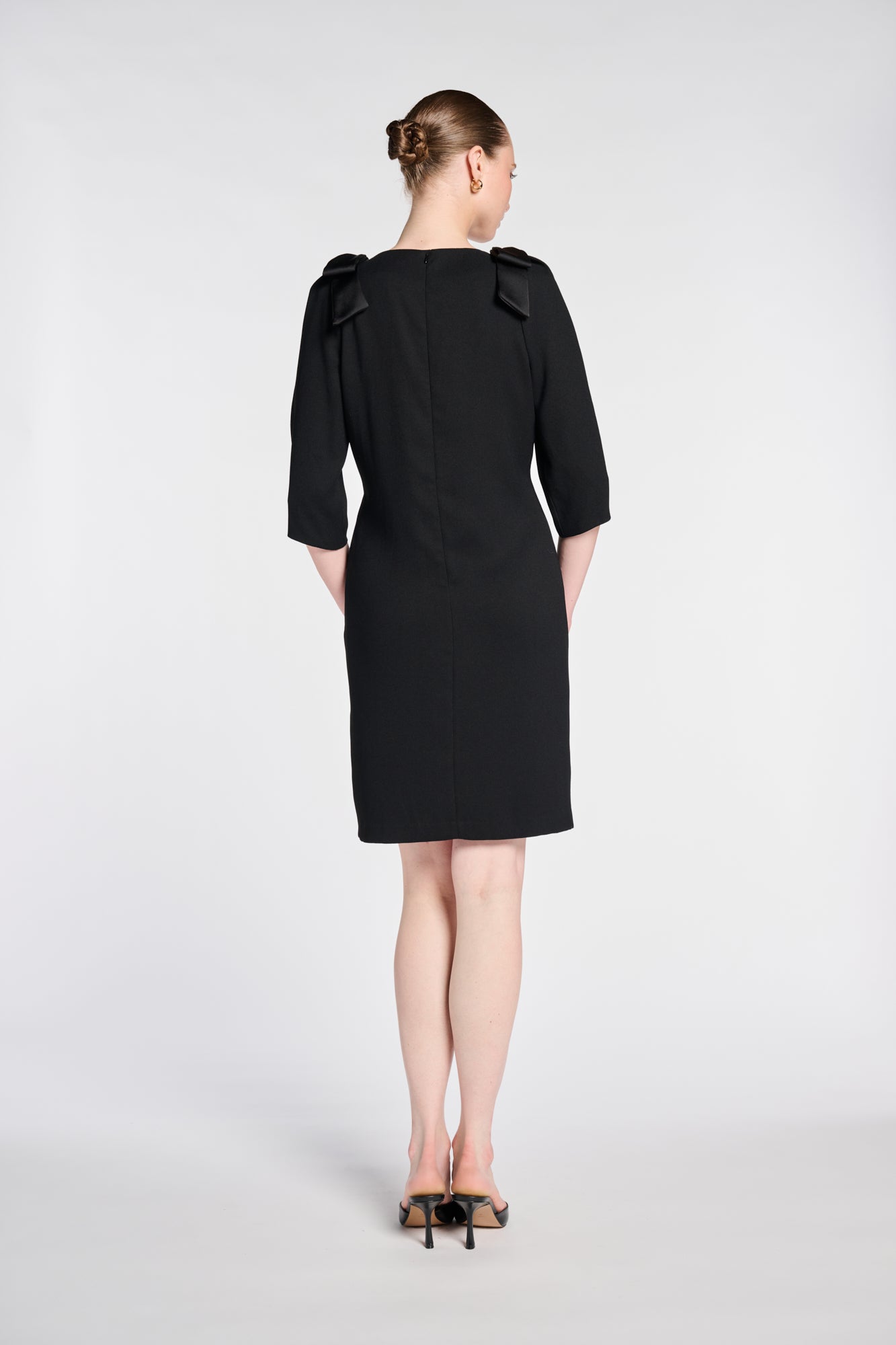 Robe cocktail envers satin