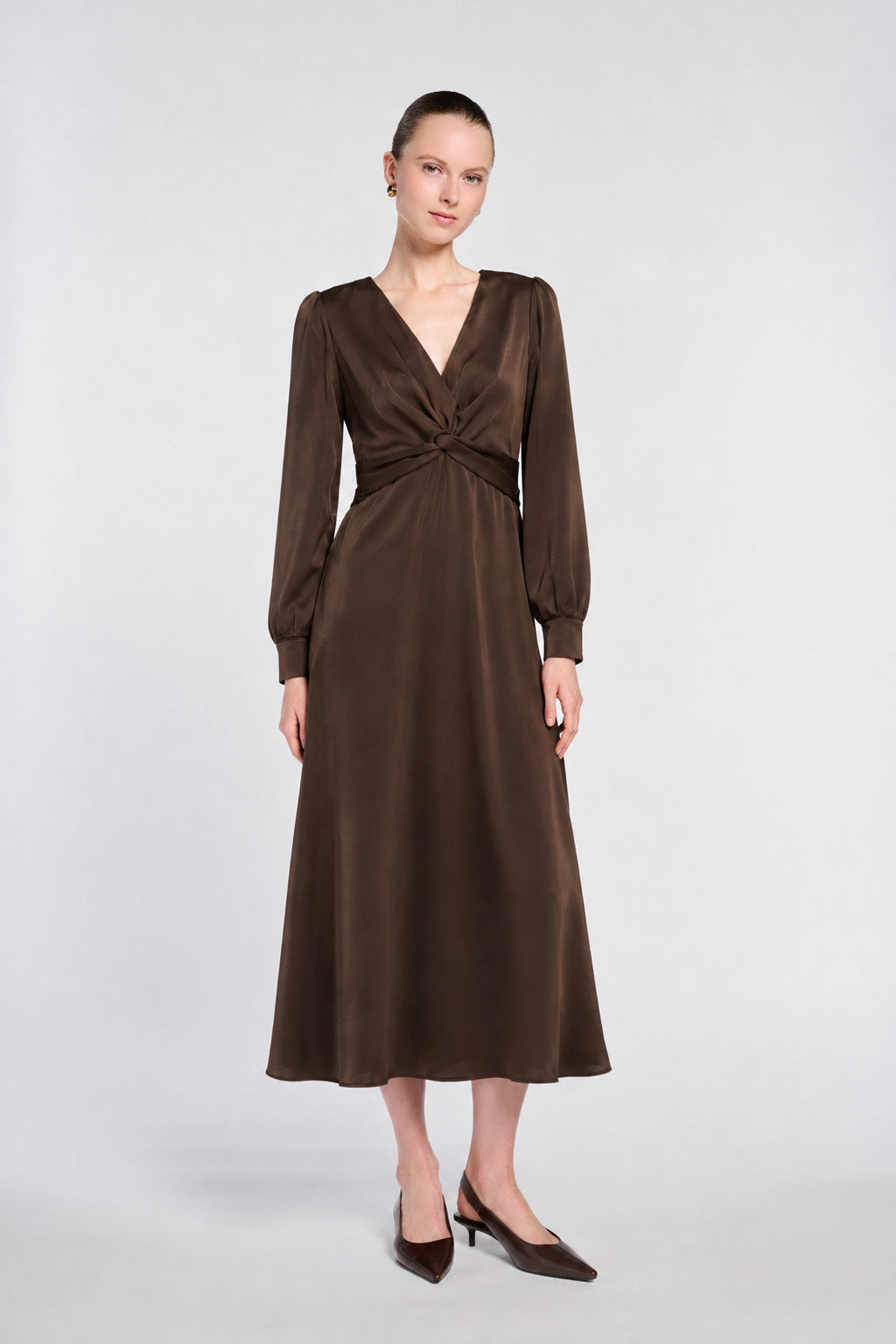 Robe longue en satin