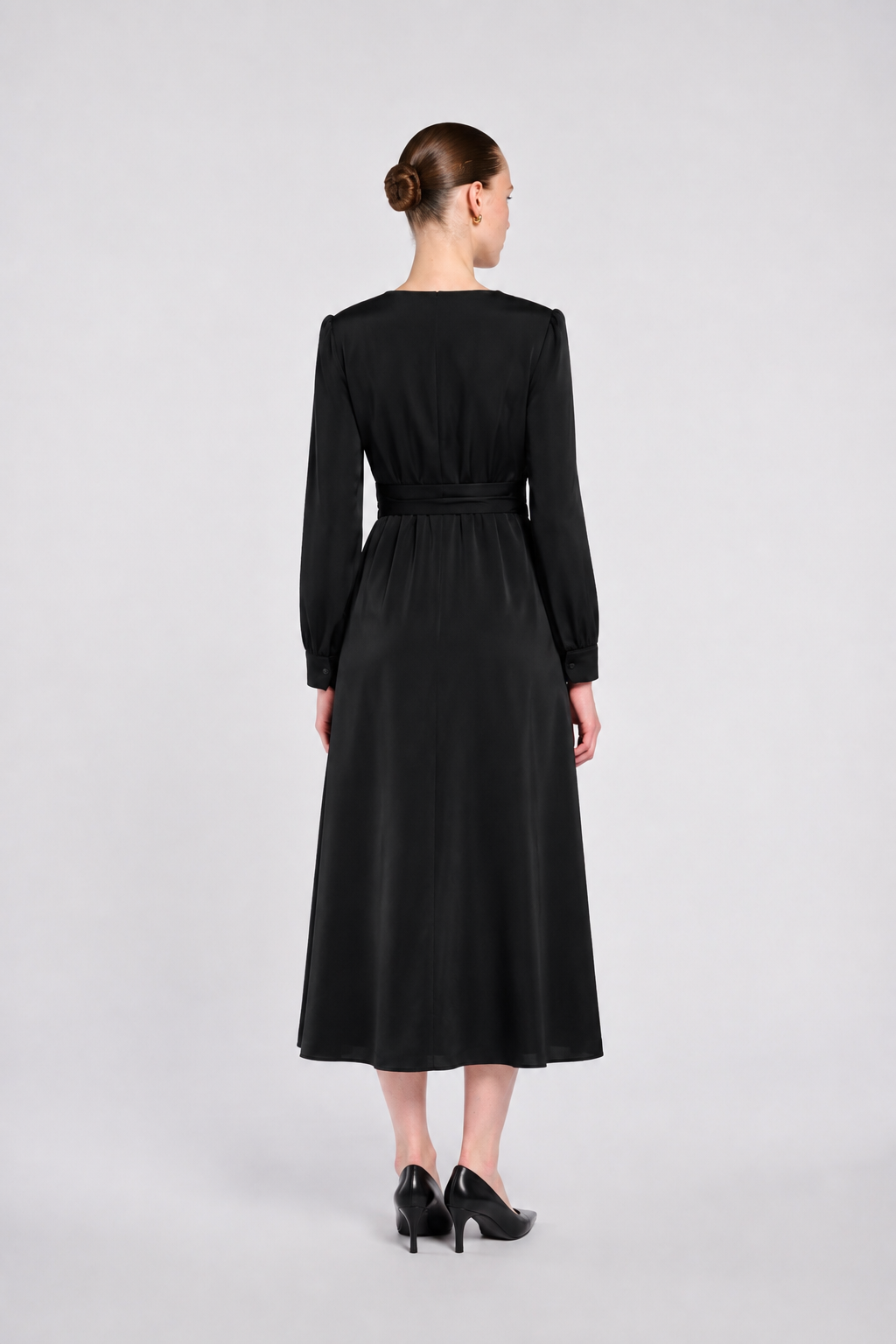Robe longue en satin