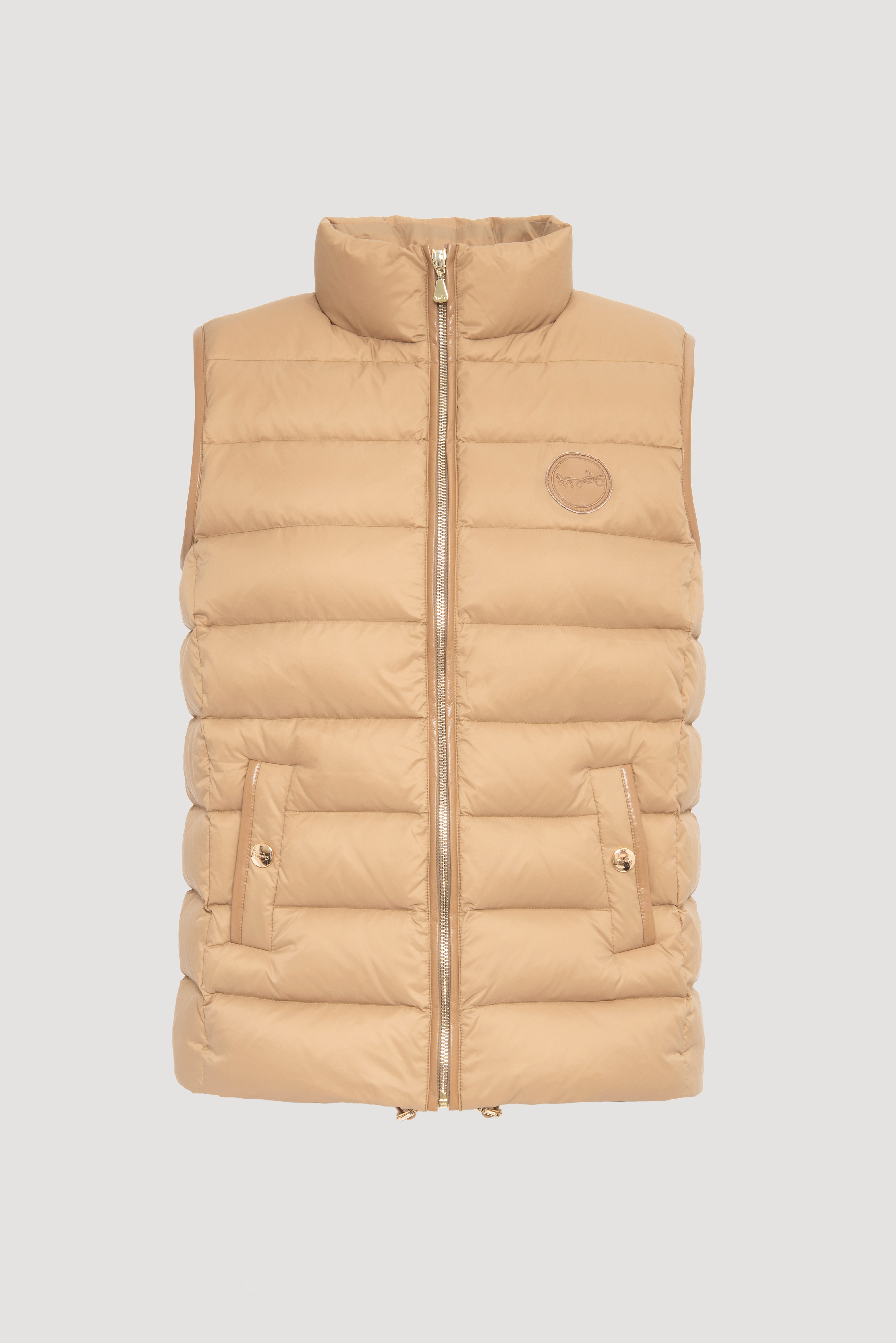 Sleeveless padded jacket