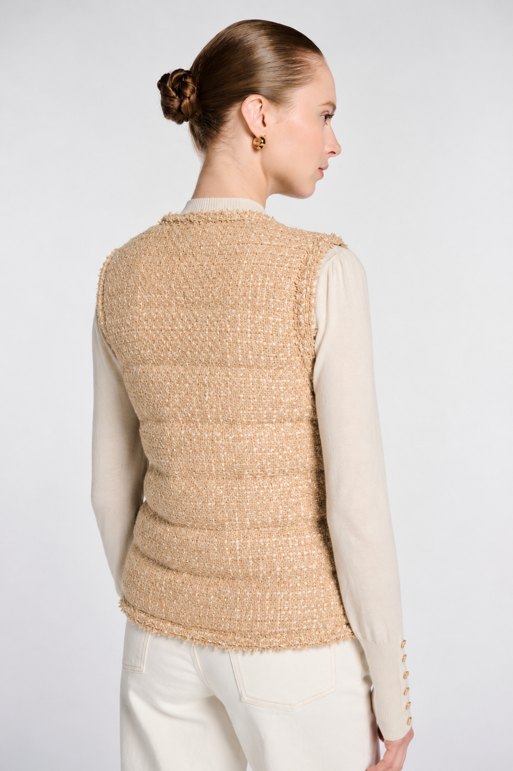 Sleeveless tweed puffer jacket