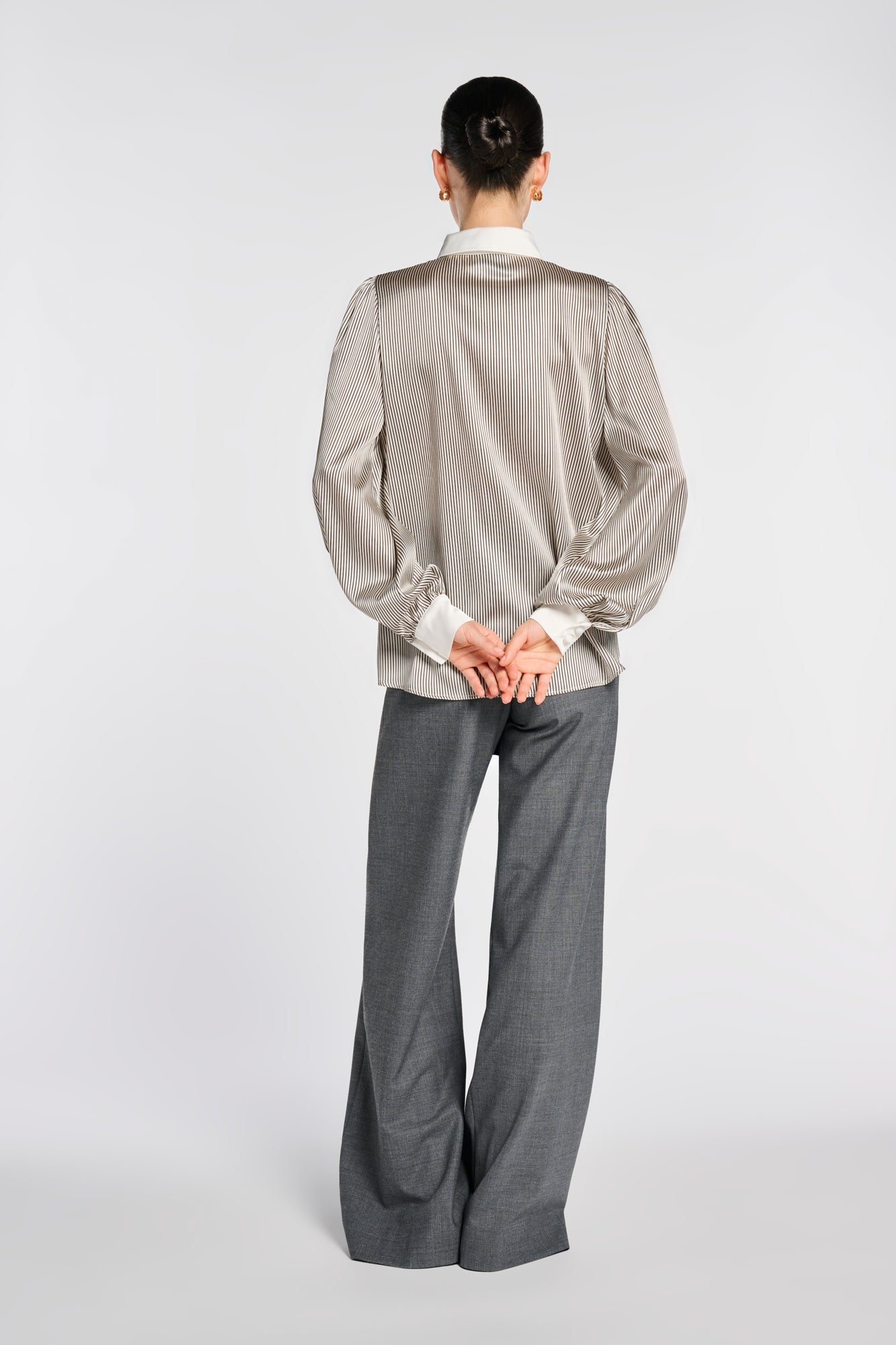 Chemise en soie rayée