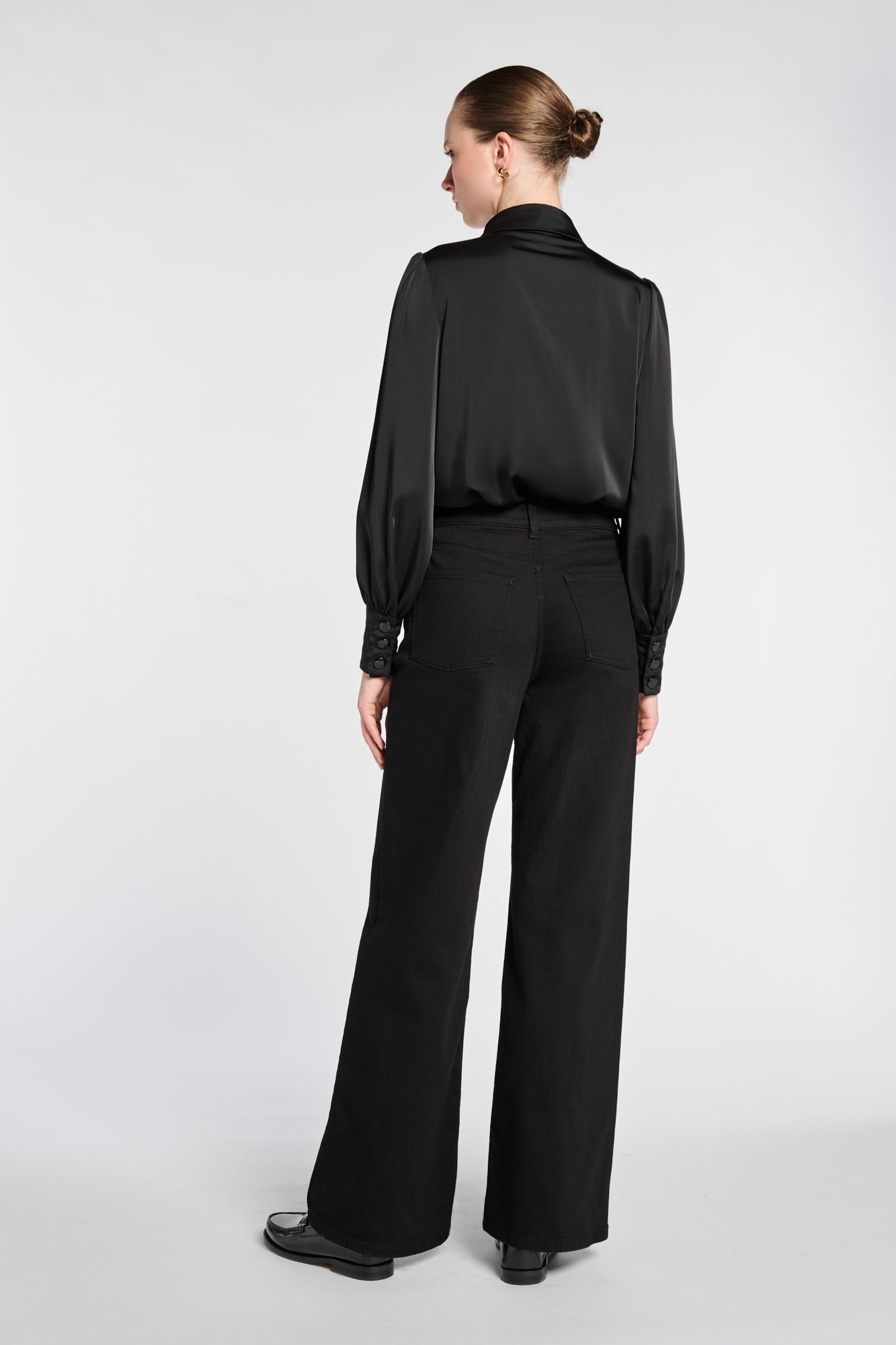 Chemise en satin matelassée