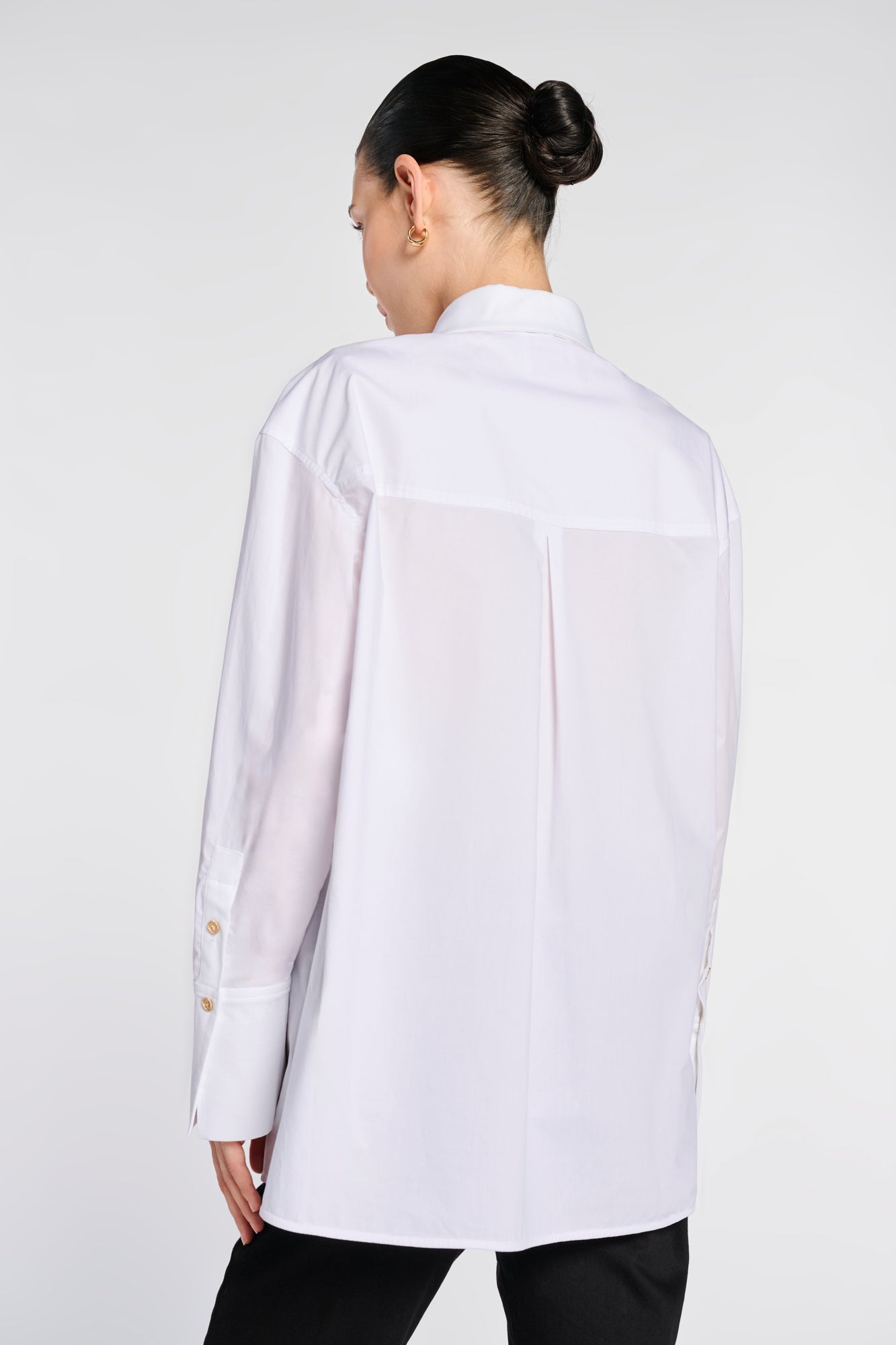 Cotton shirt with a placket