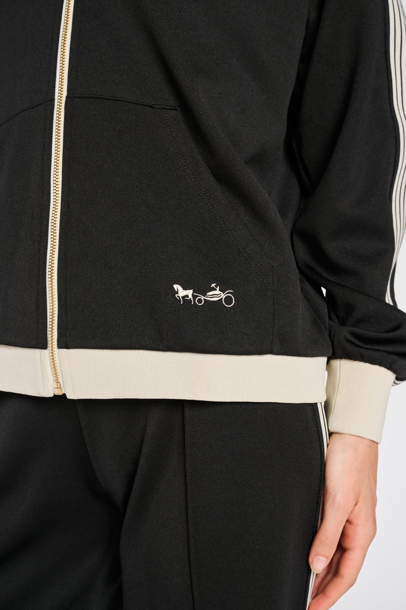 Sweat-shirt zippé en jersey satiné
