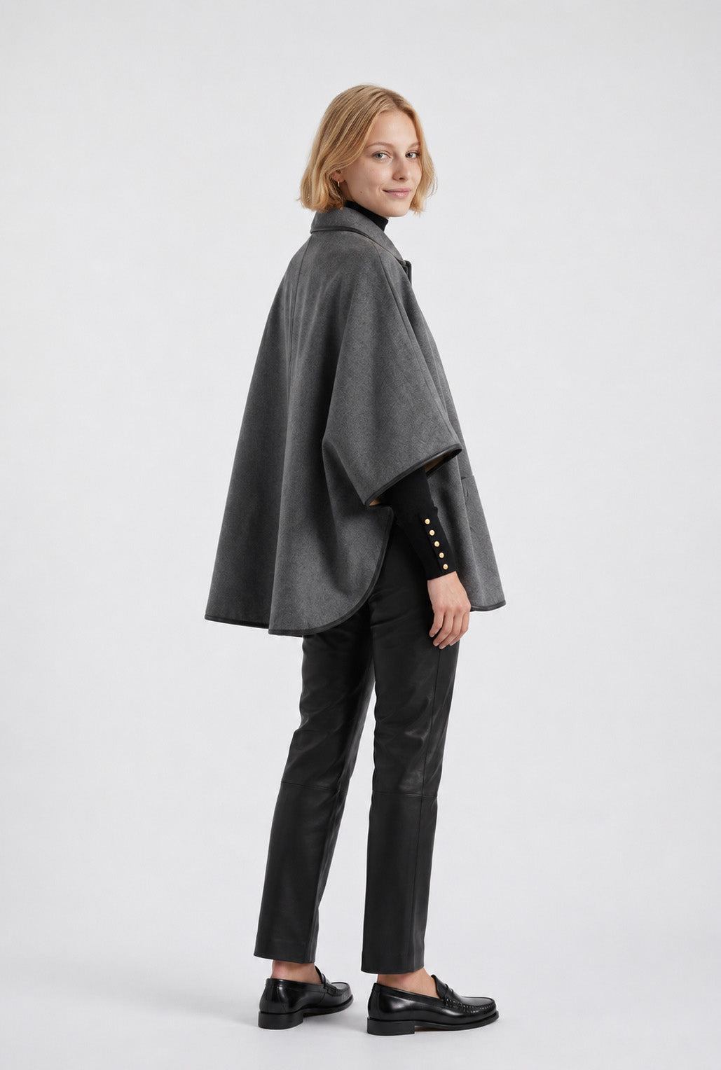 Cape en laine double face
