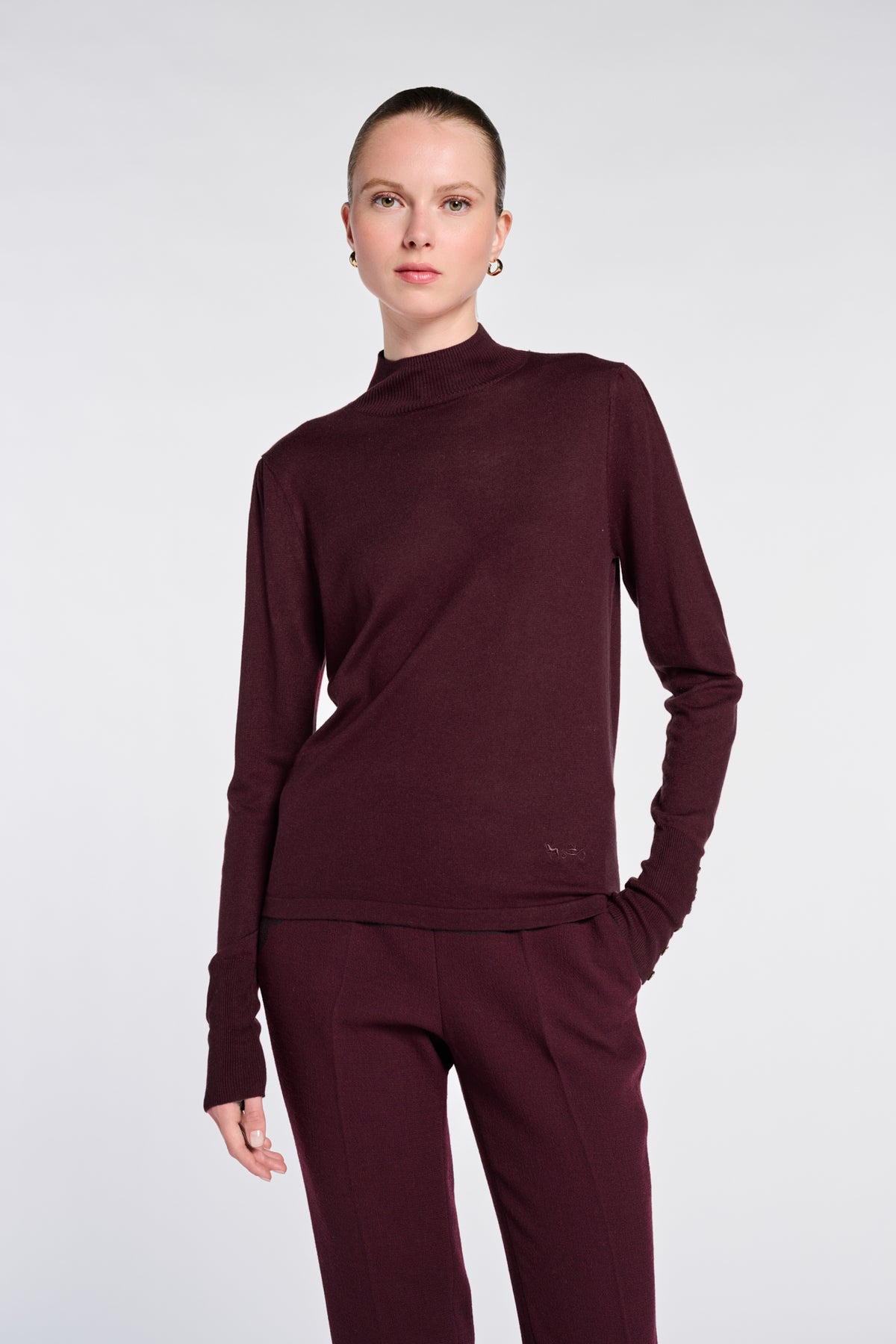 High-neck sweater made of cashmere and silk