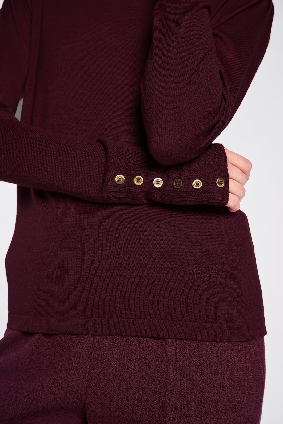 High-neck sweater made of cashmere and silk