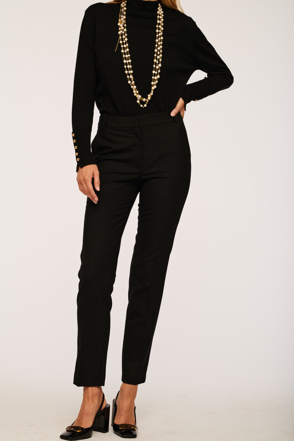 Pantalon cigarette en crêpe de laine