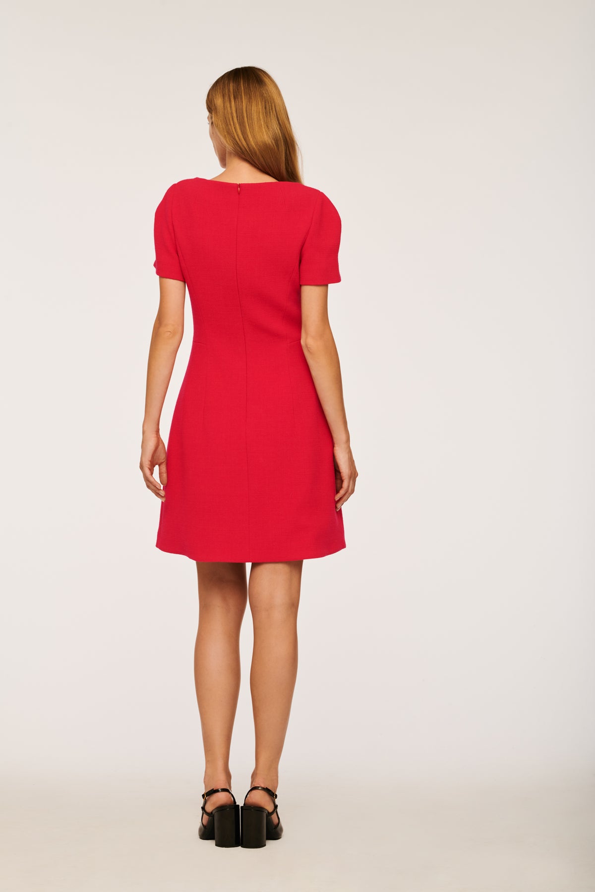 Robe courte crêpe de laine