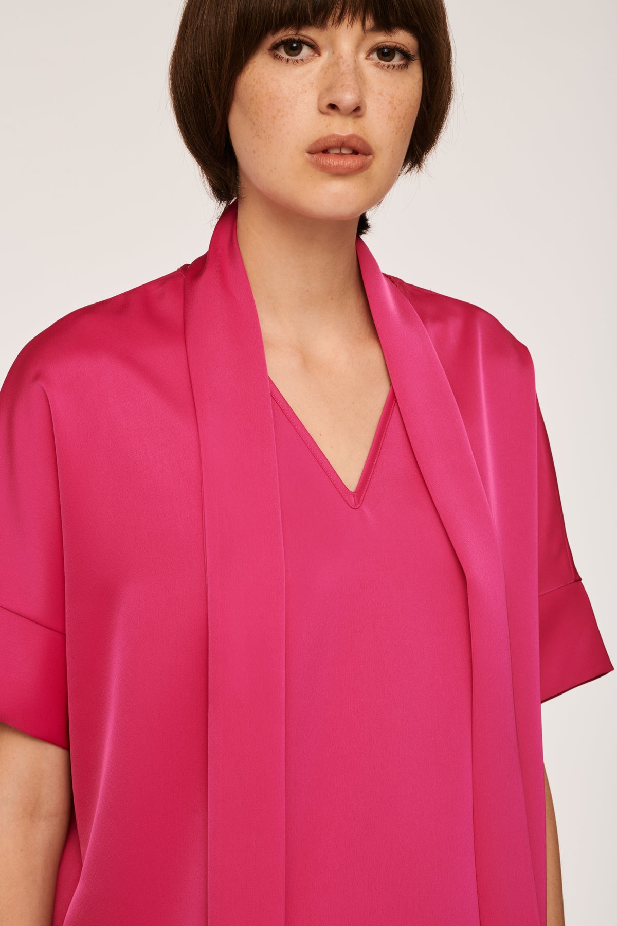 Robe cocktail en satin