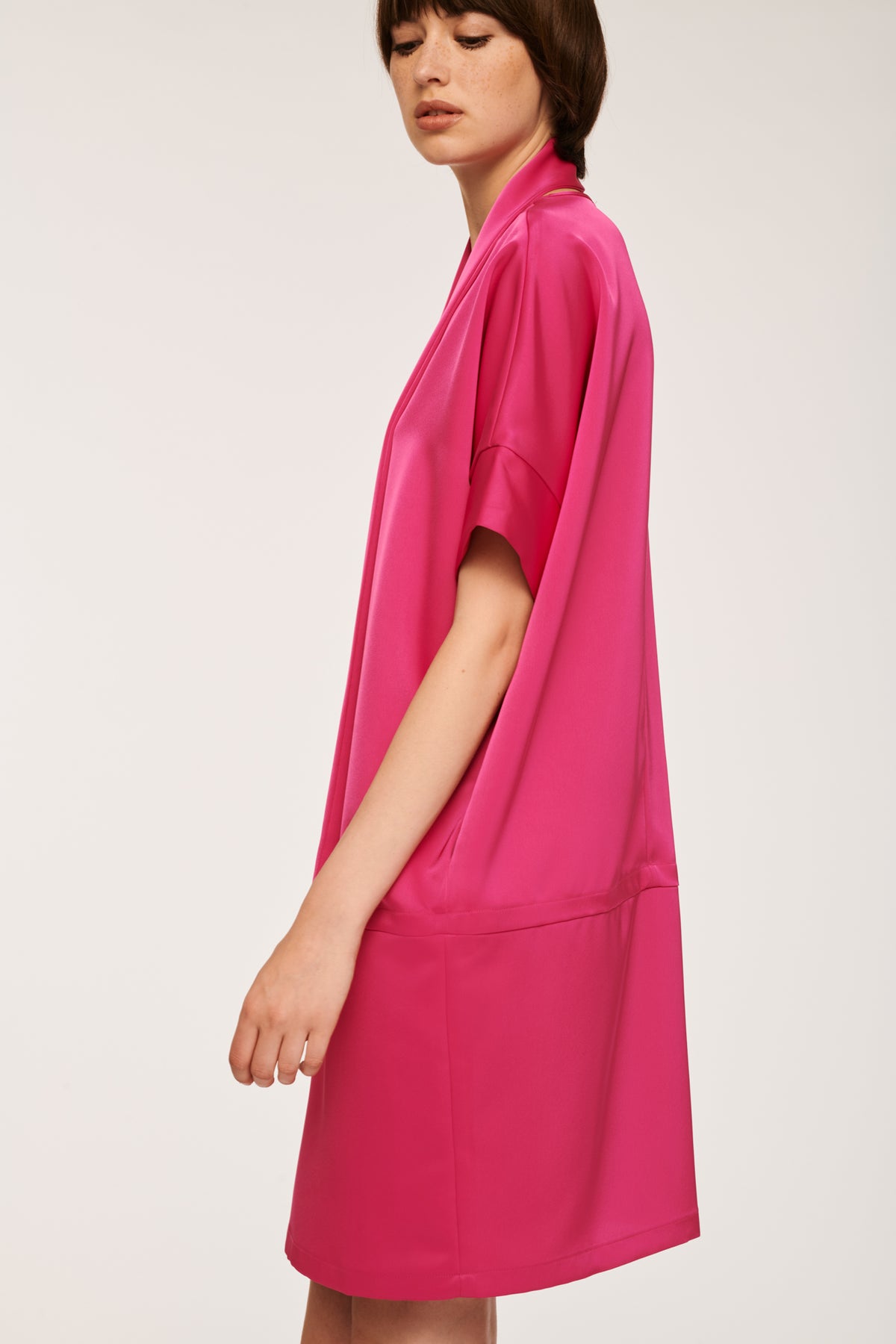 Robe cocktail en satin