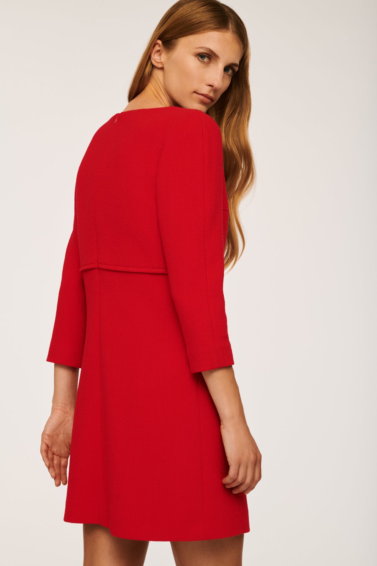 Robe courte en crêpe