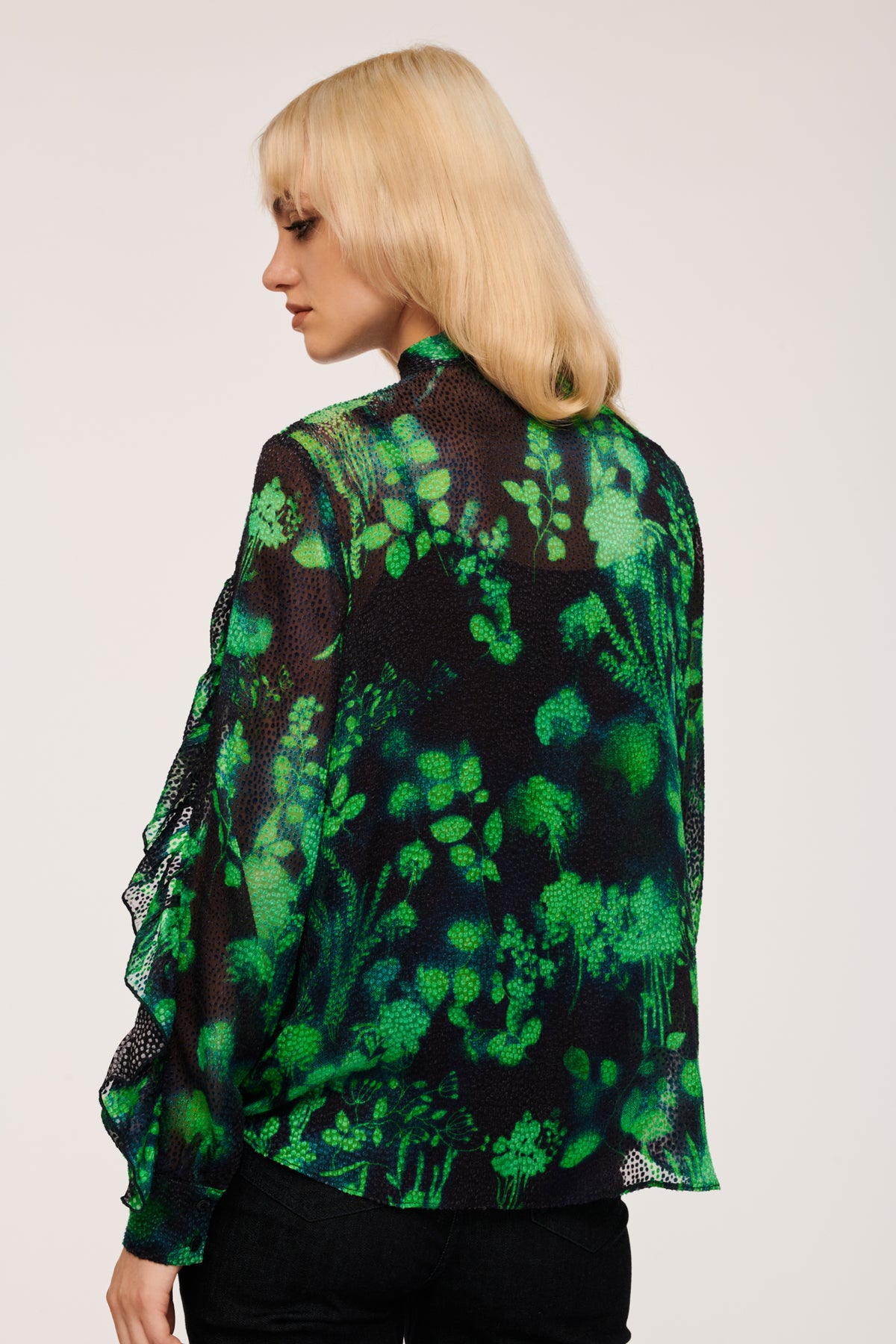 Blouse fluide volanté