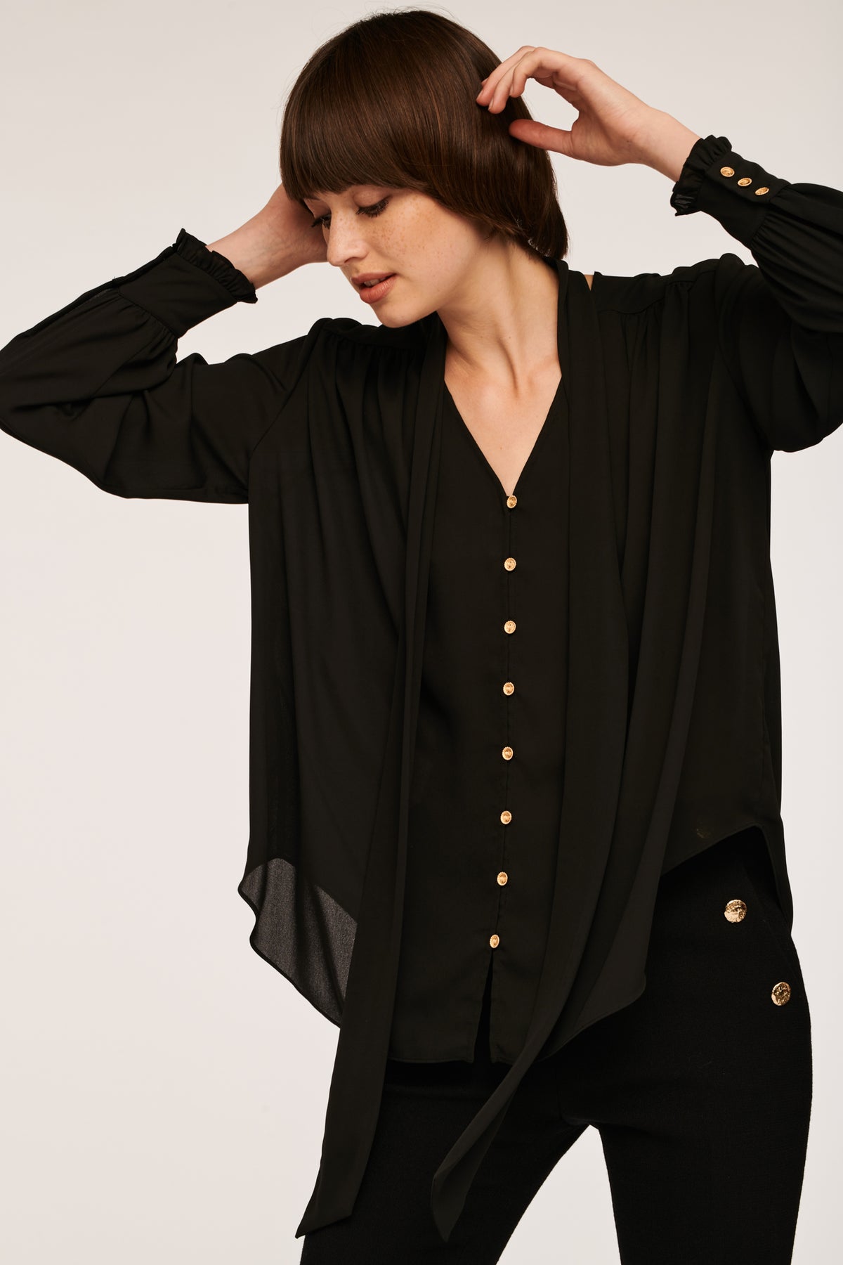 Chemise lavallière