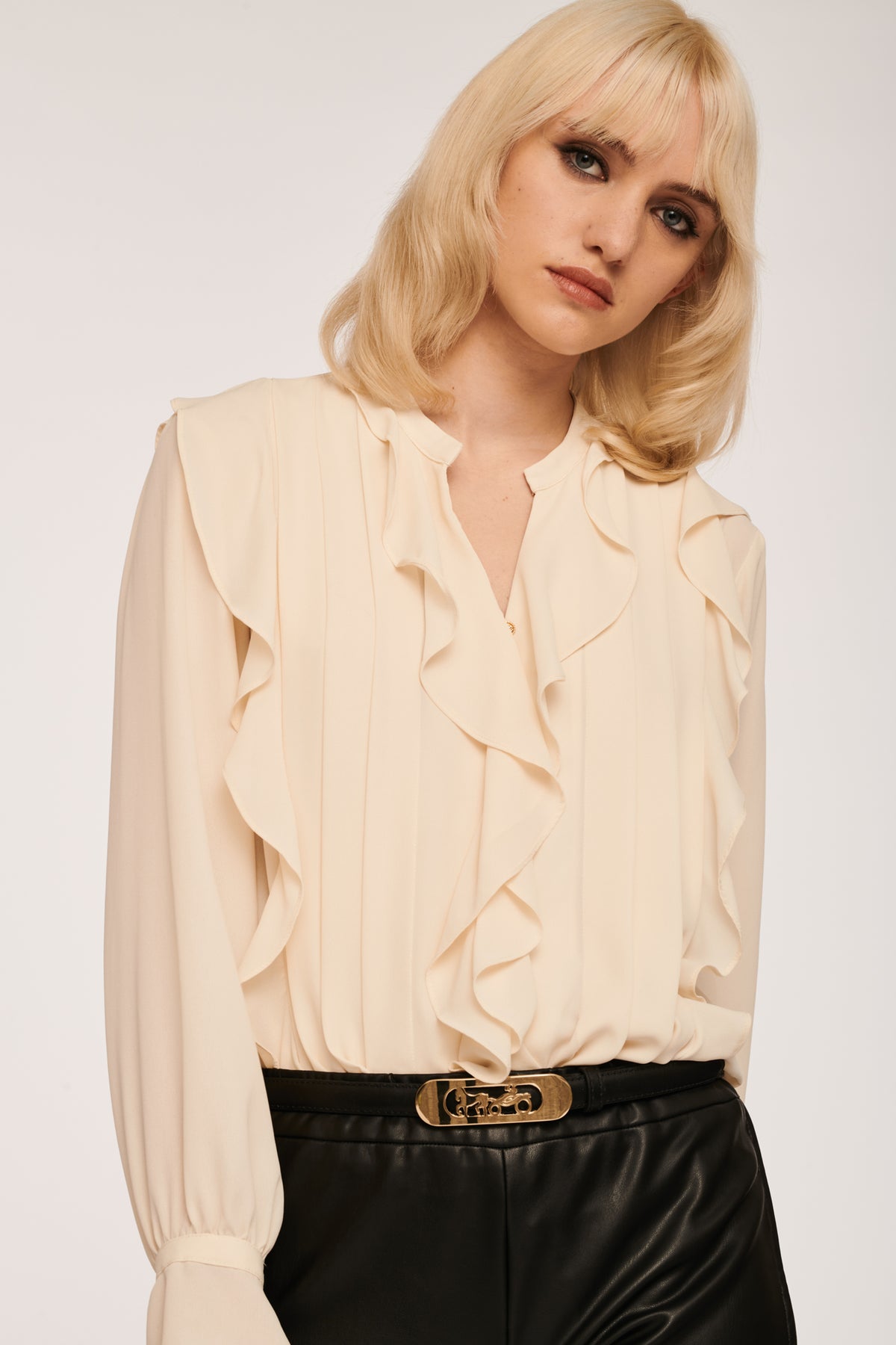 Ceinture en cuir et boucle calèche