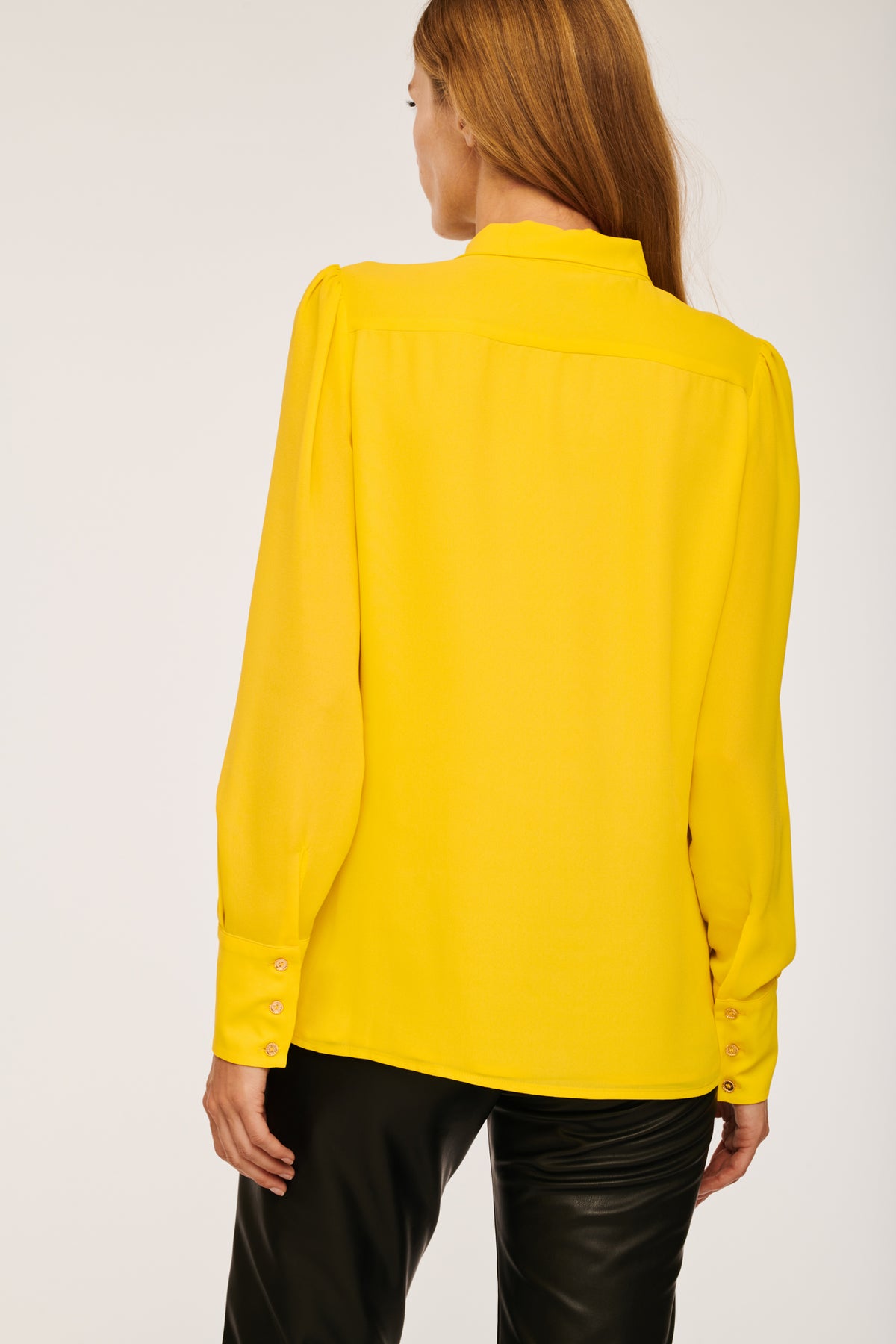 Chemise lavallière plissée