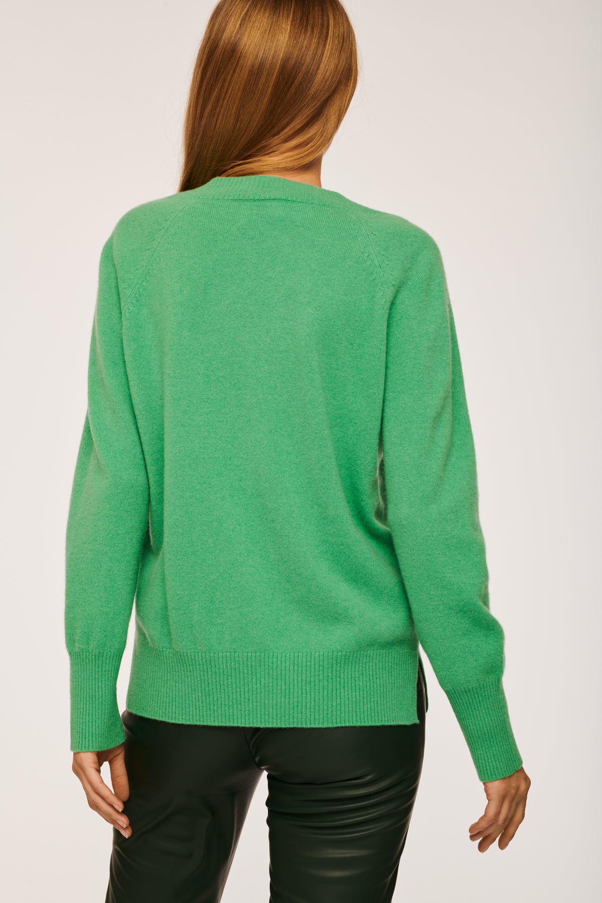 Pull col v en cachemire