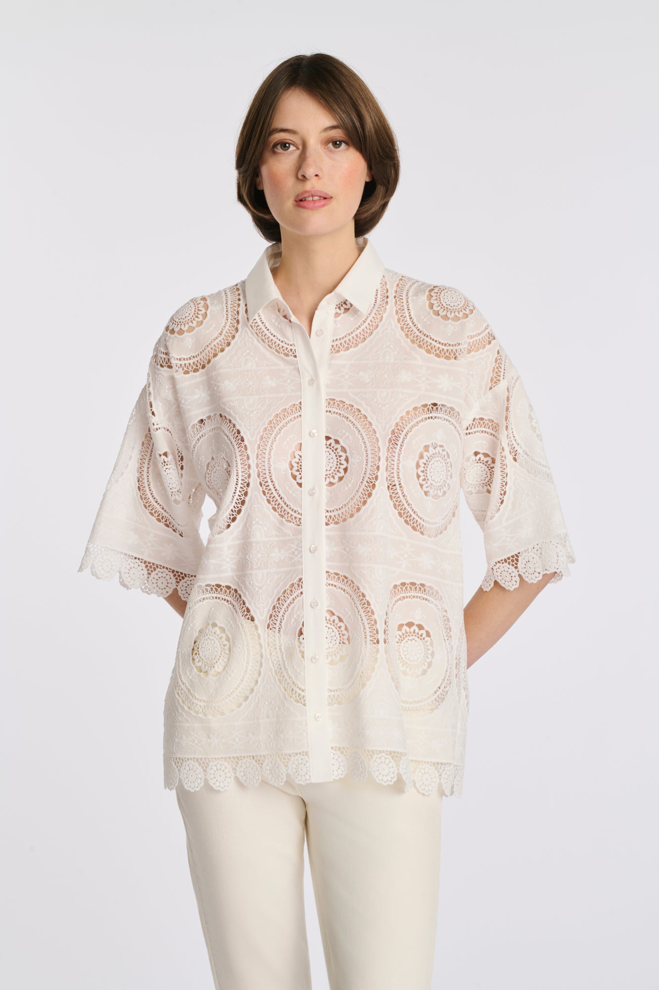 Chemise en broderie anglaise