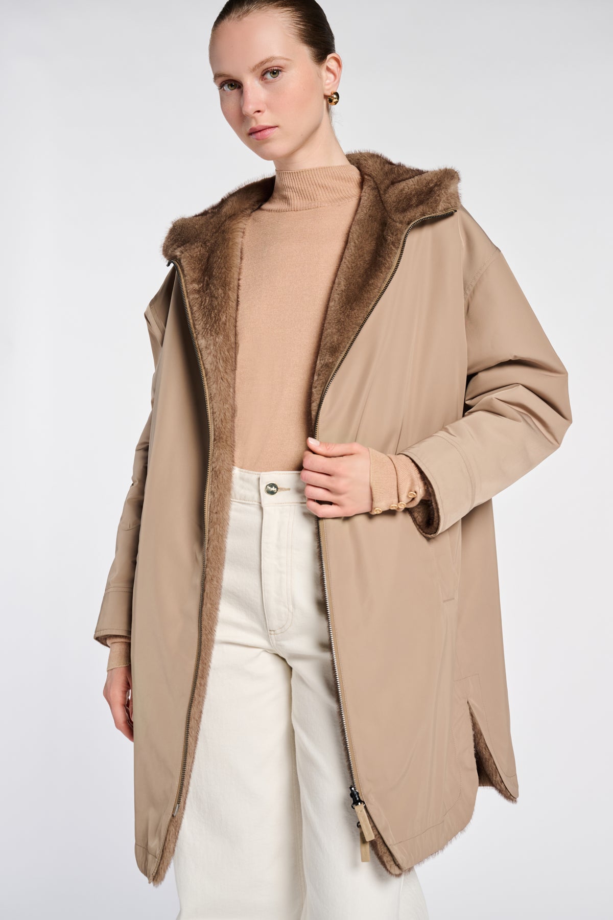 Parka à capuche en éco-fourrure