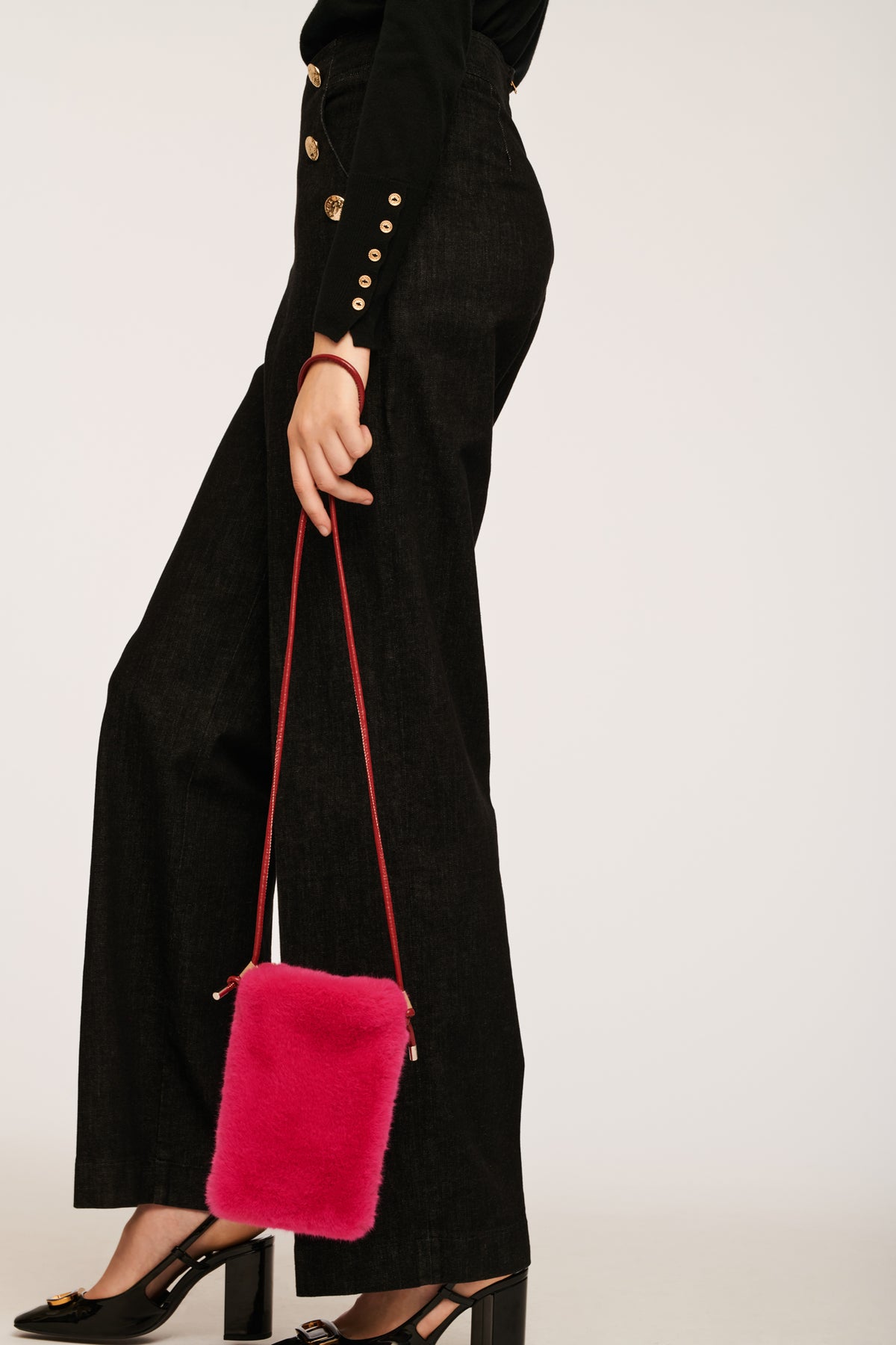 Pochette en fourrure vegan
