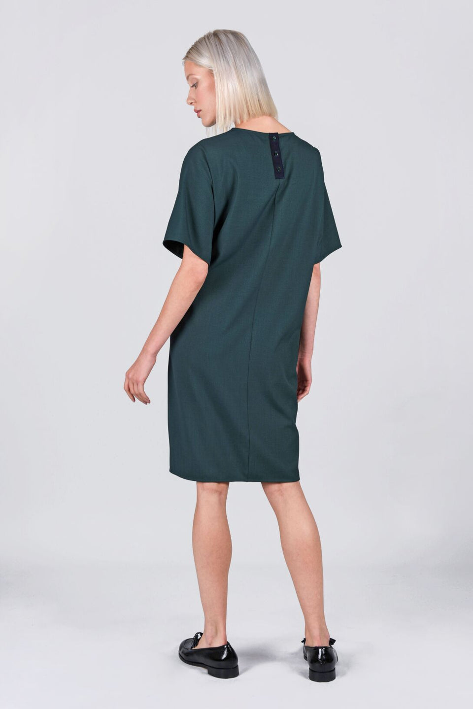 Robe manches courtes ajustable