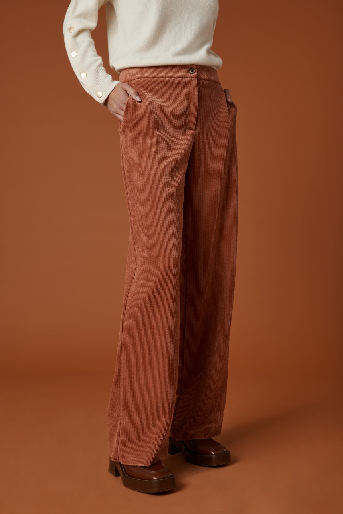 Pantalon large en velours côtelé