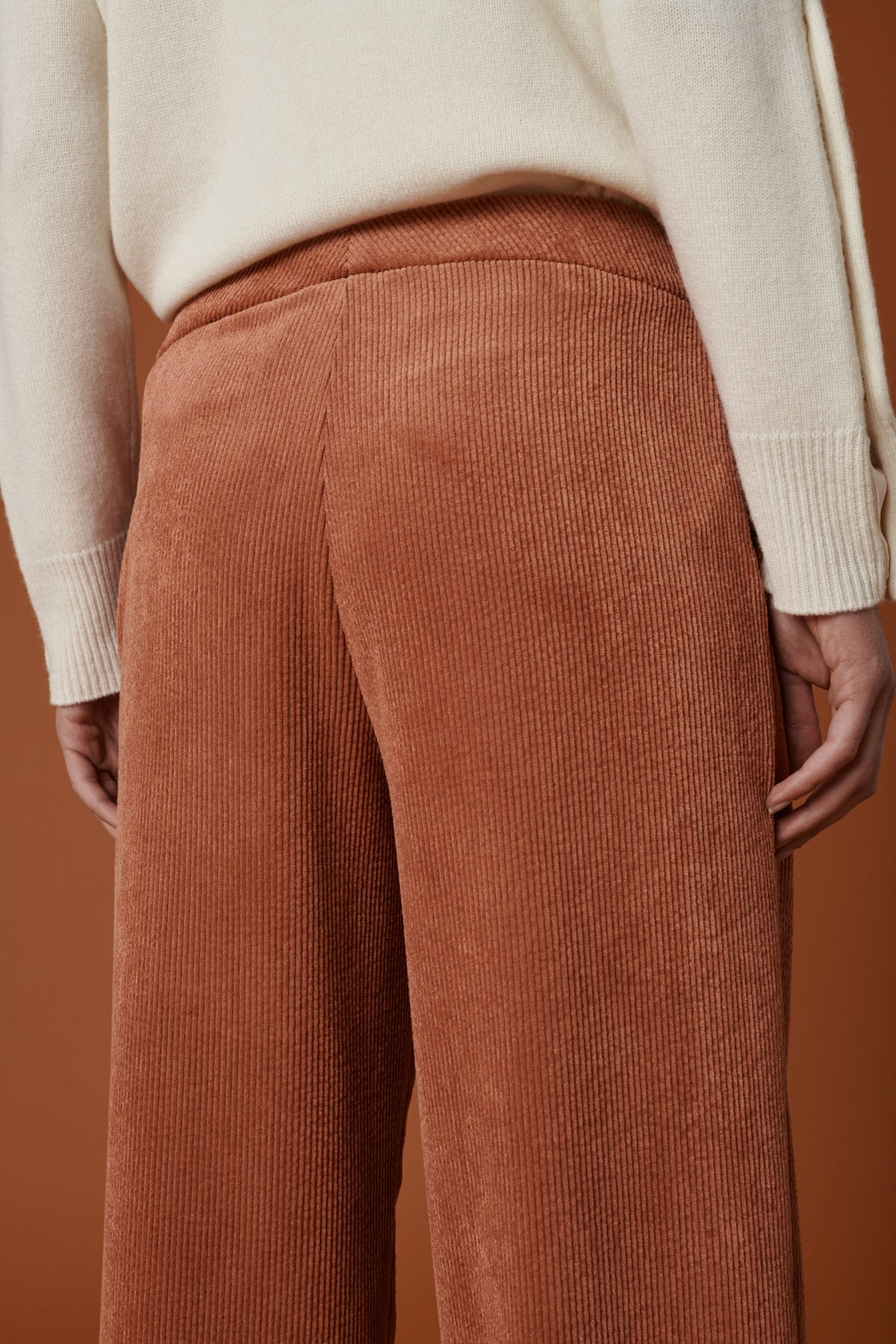 Pantalon large en velours côtelé