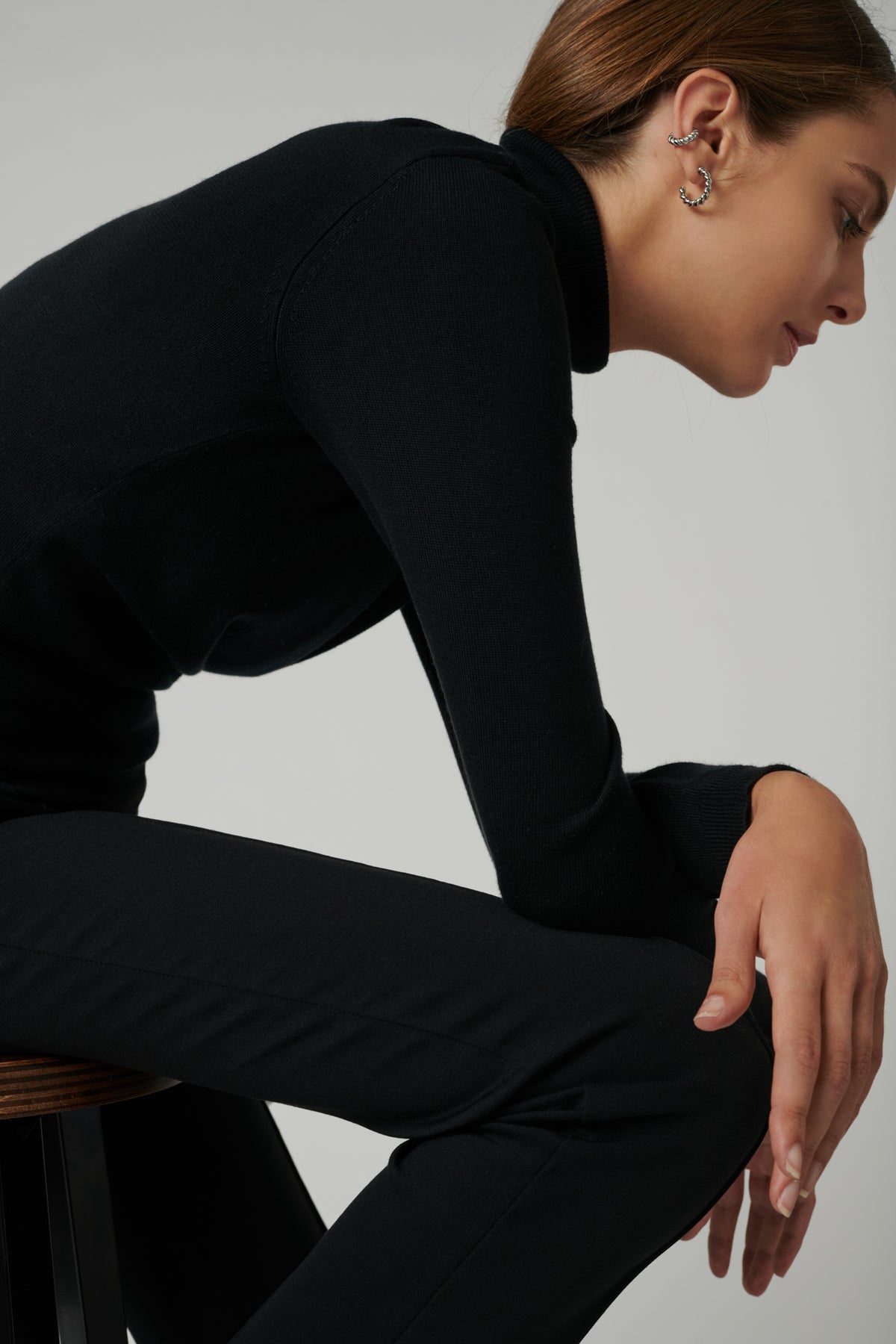 Pantalon cigarette elastiqué en jersey