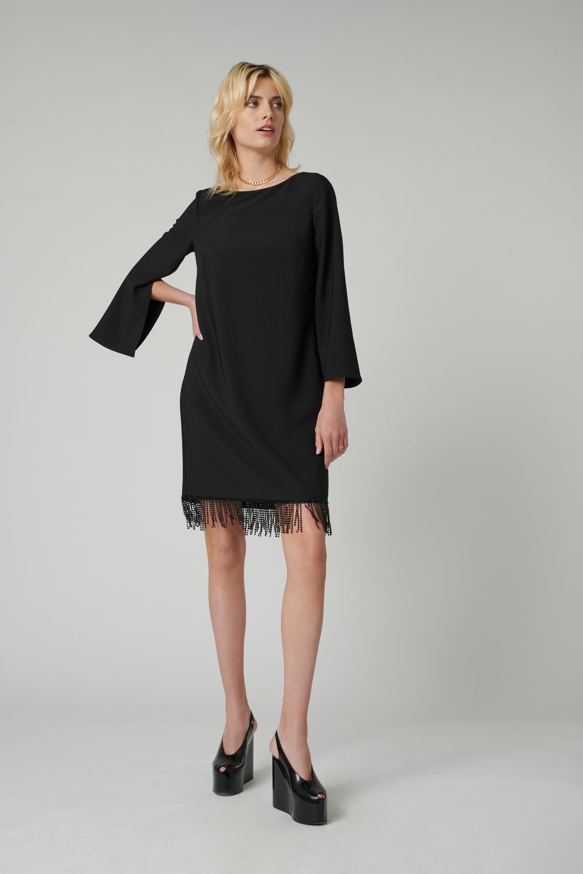 Robe cocktail à perles