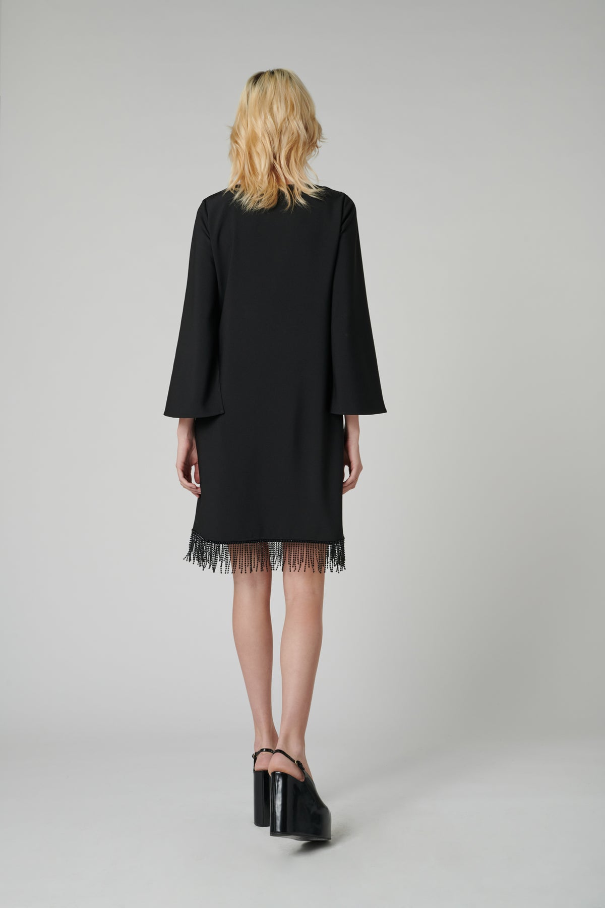 Robe cocktail à perles