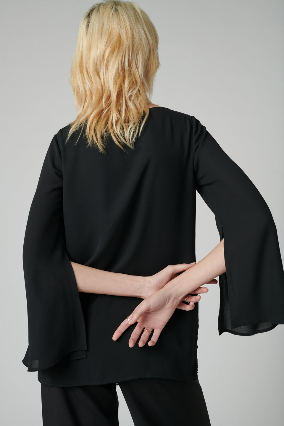 Blouse cocktail à perles