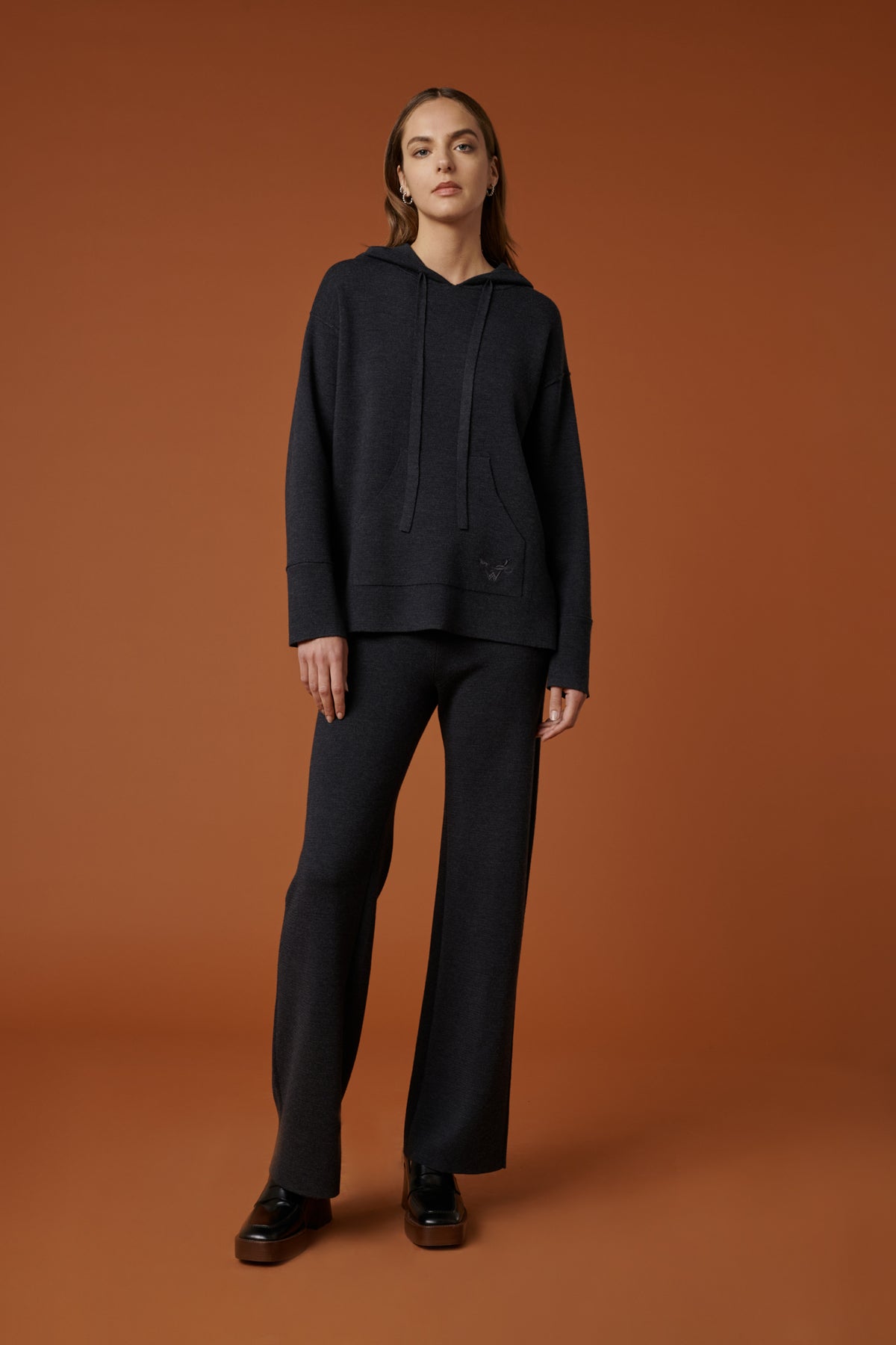 Sweat à capuche milano pure laine anthracite