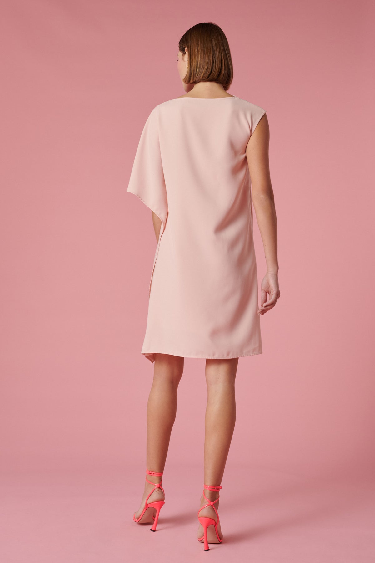 Robe cocktail drapé