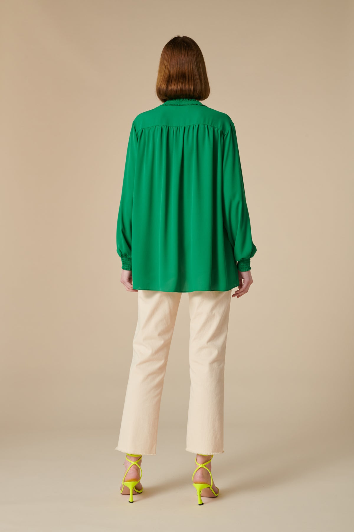Blouse fluide en crêpe