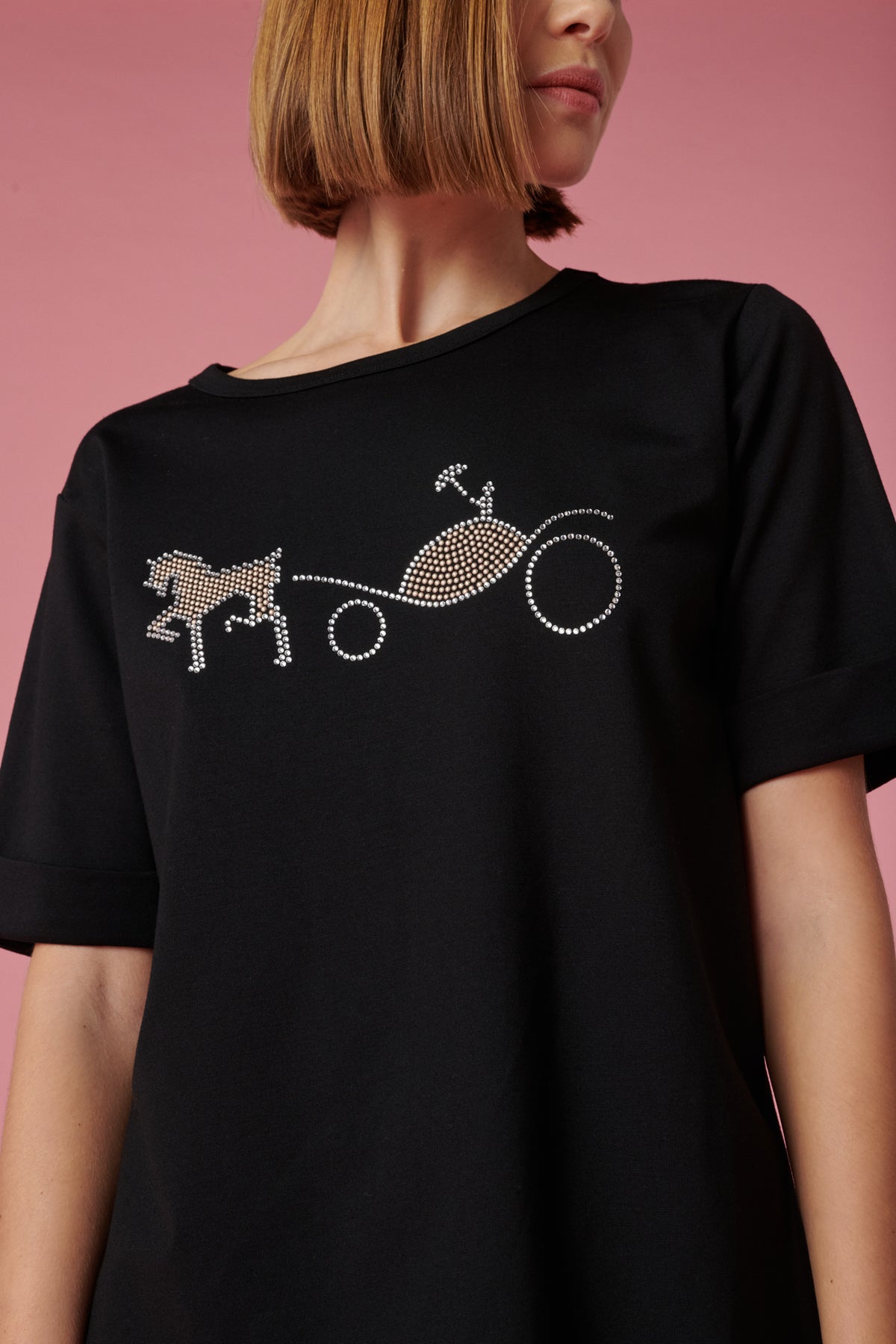 T-shirt logo strass et studs