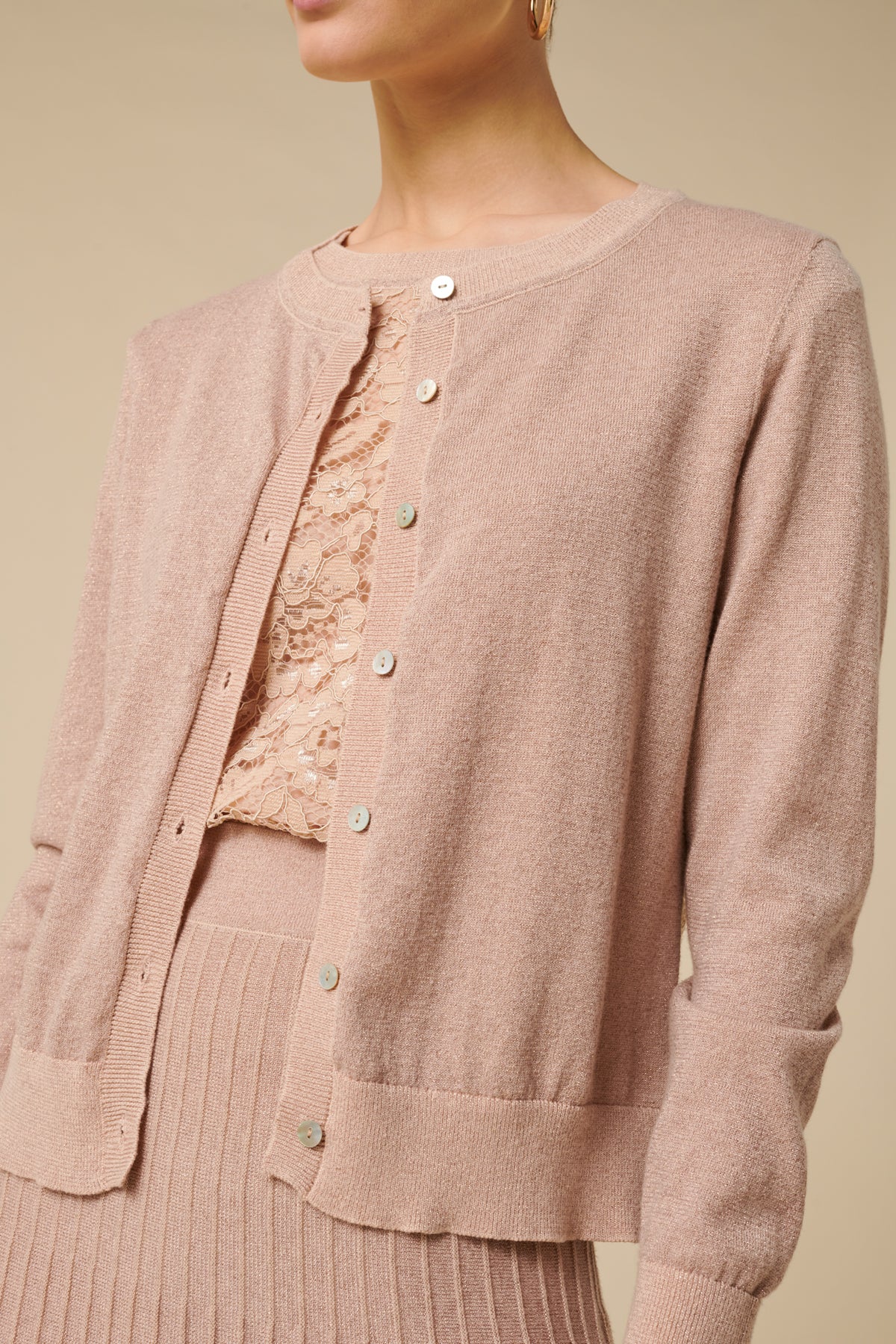 Cardigan bi-matière en maille et dentelle